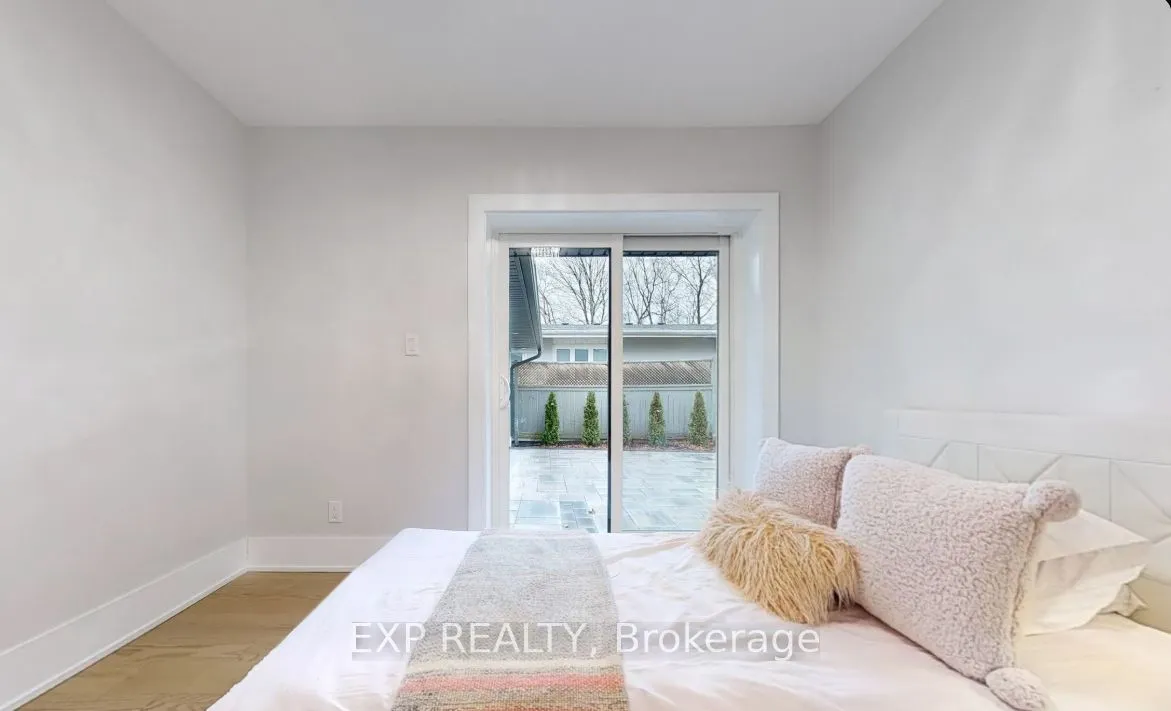 385 Easy Street