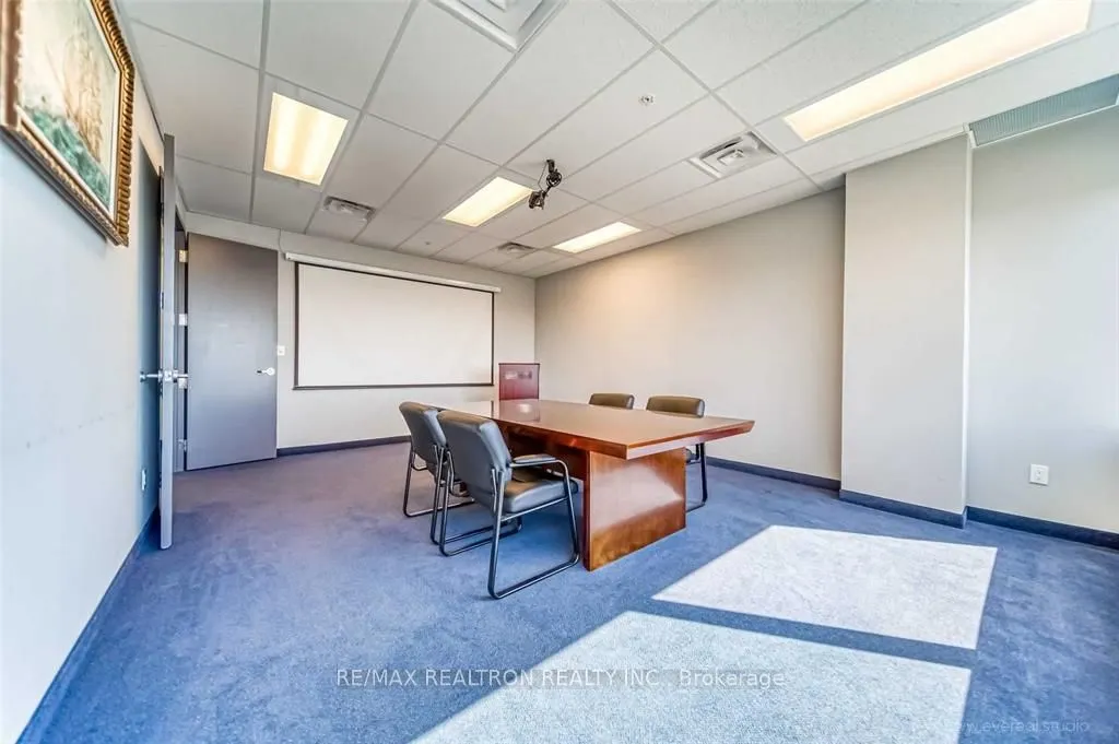 7191 Yonge Street, #512