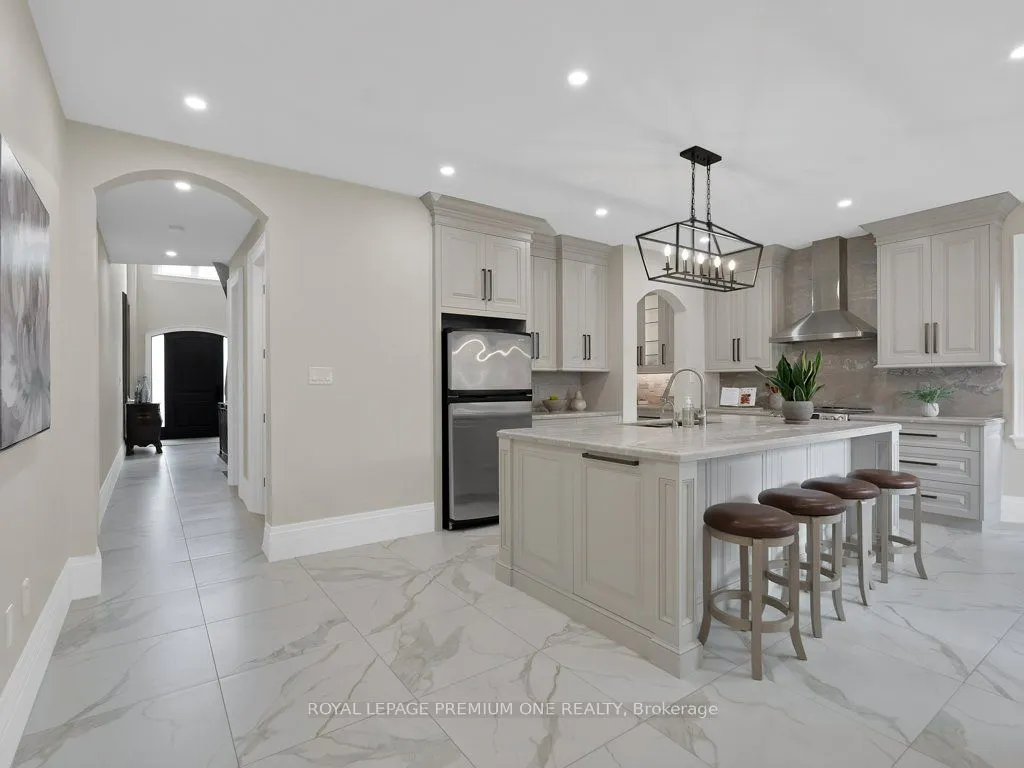 163 Tonner Crescent