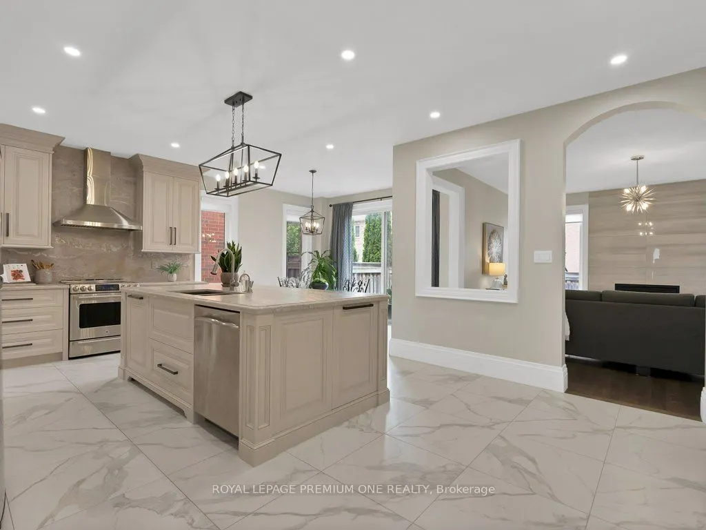 163 Tonner Crescent