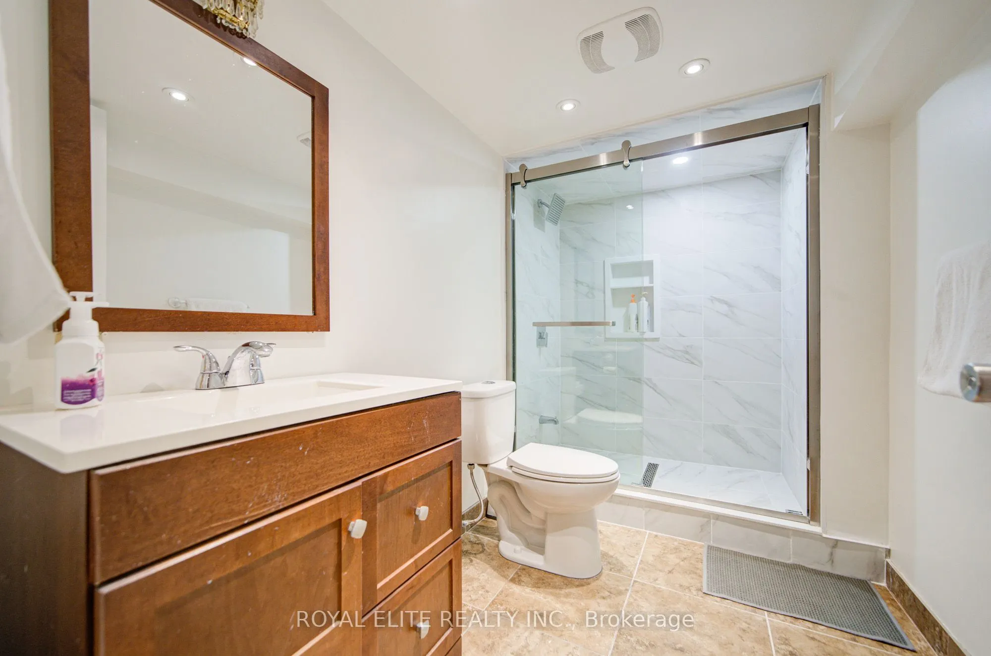 11 Amstel Avenue