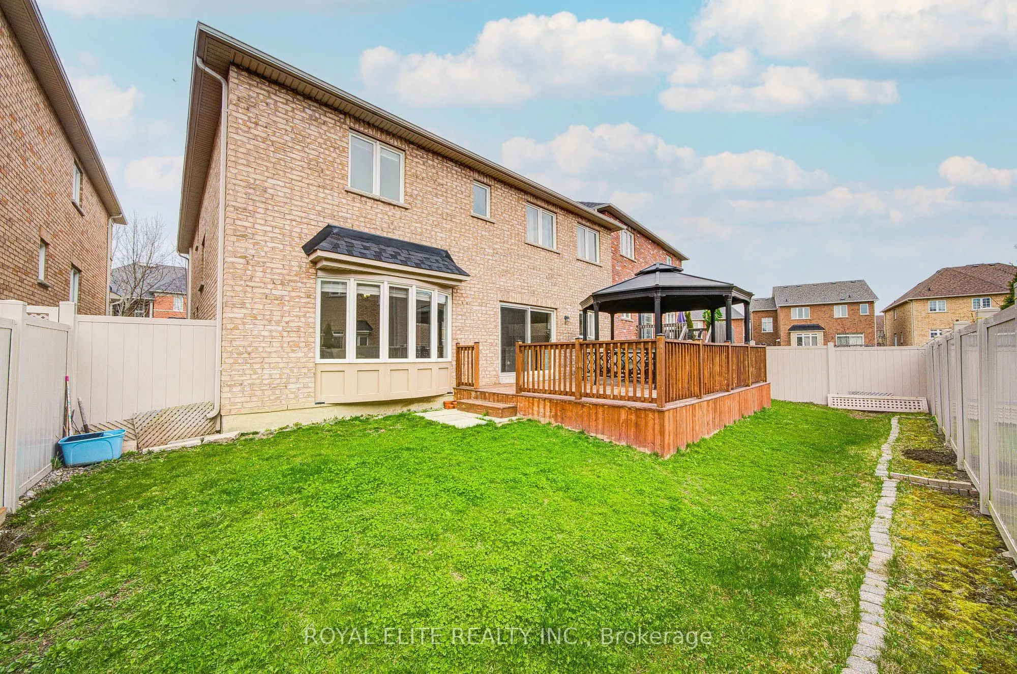 11 Amstel Avenue