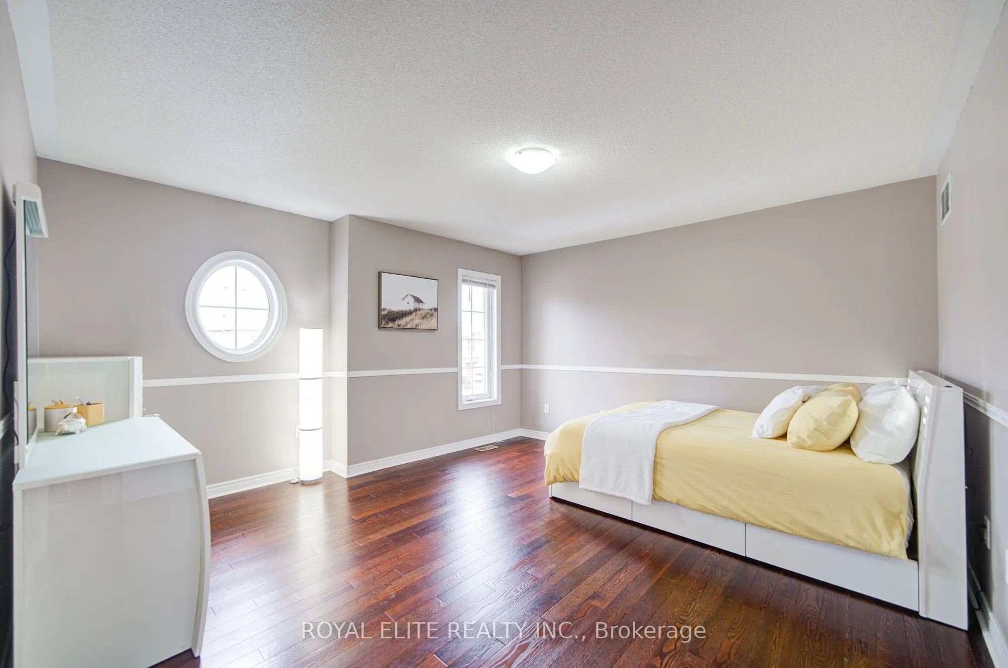 11 Amstel Avenue