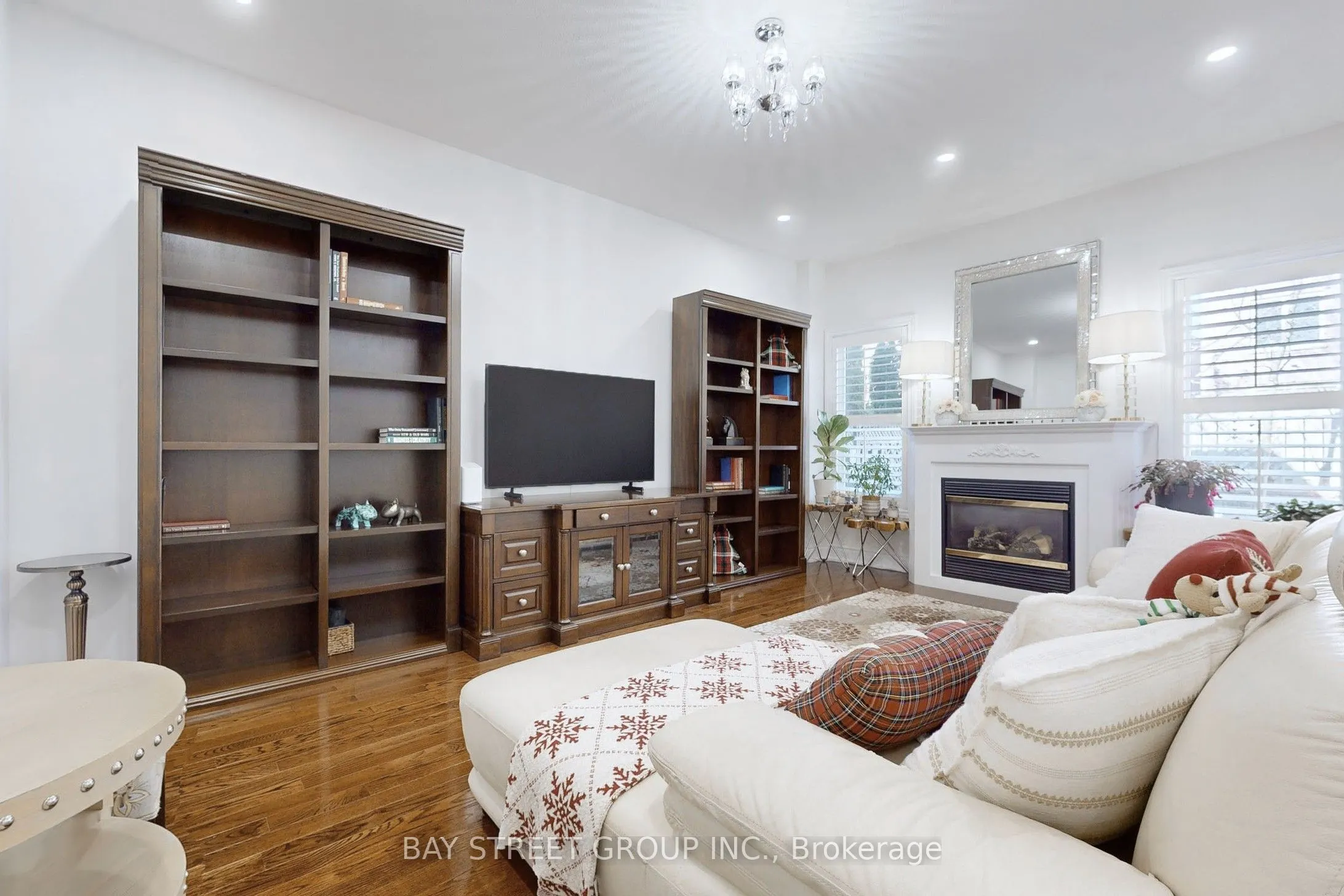 115 COLESBROOK Road