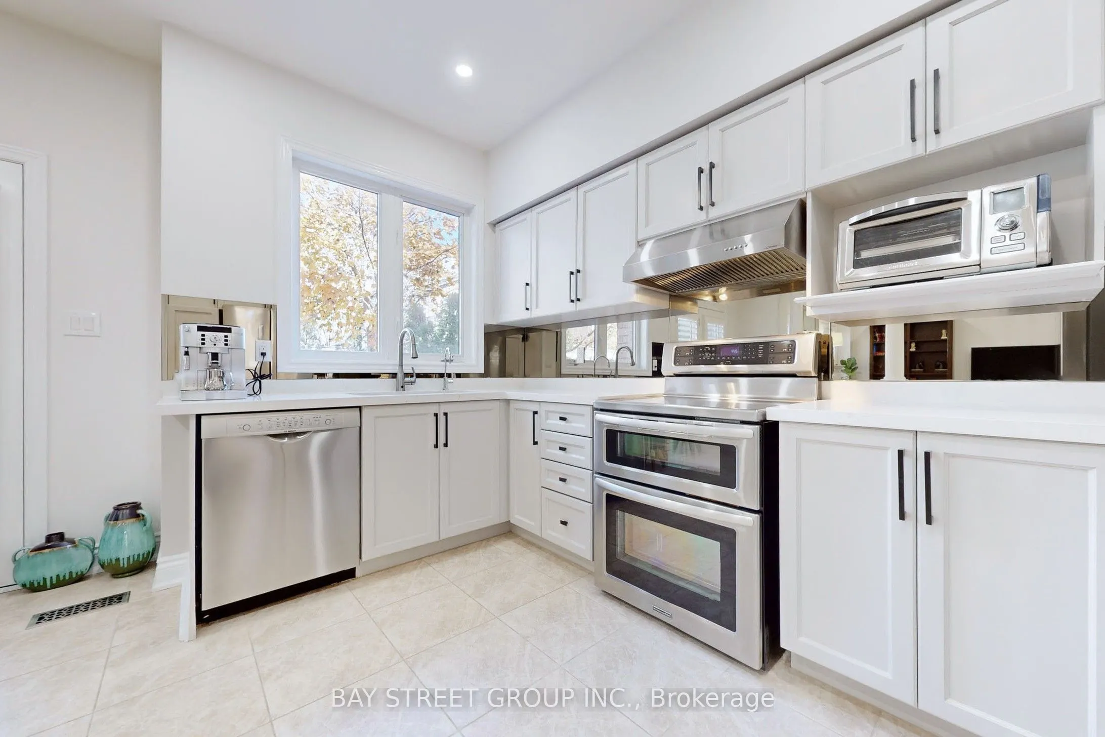 115 COLESBROOK Road
