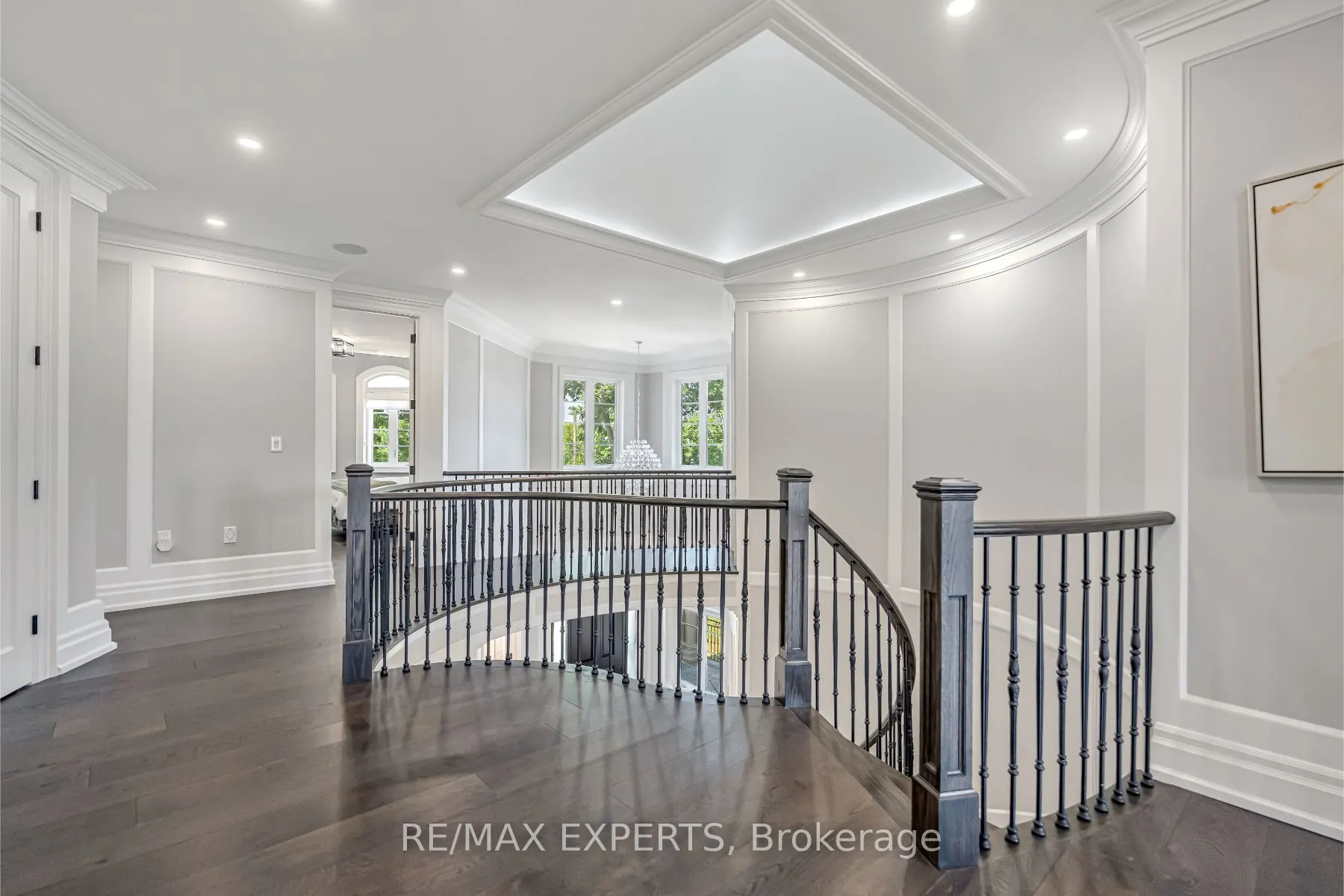 6131 Hillsdale Drive