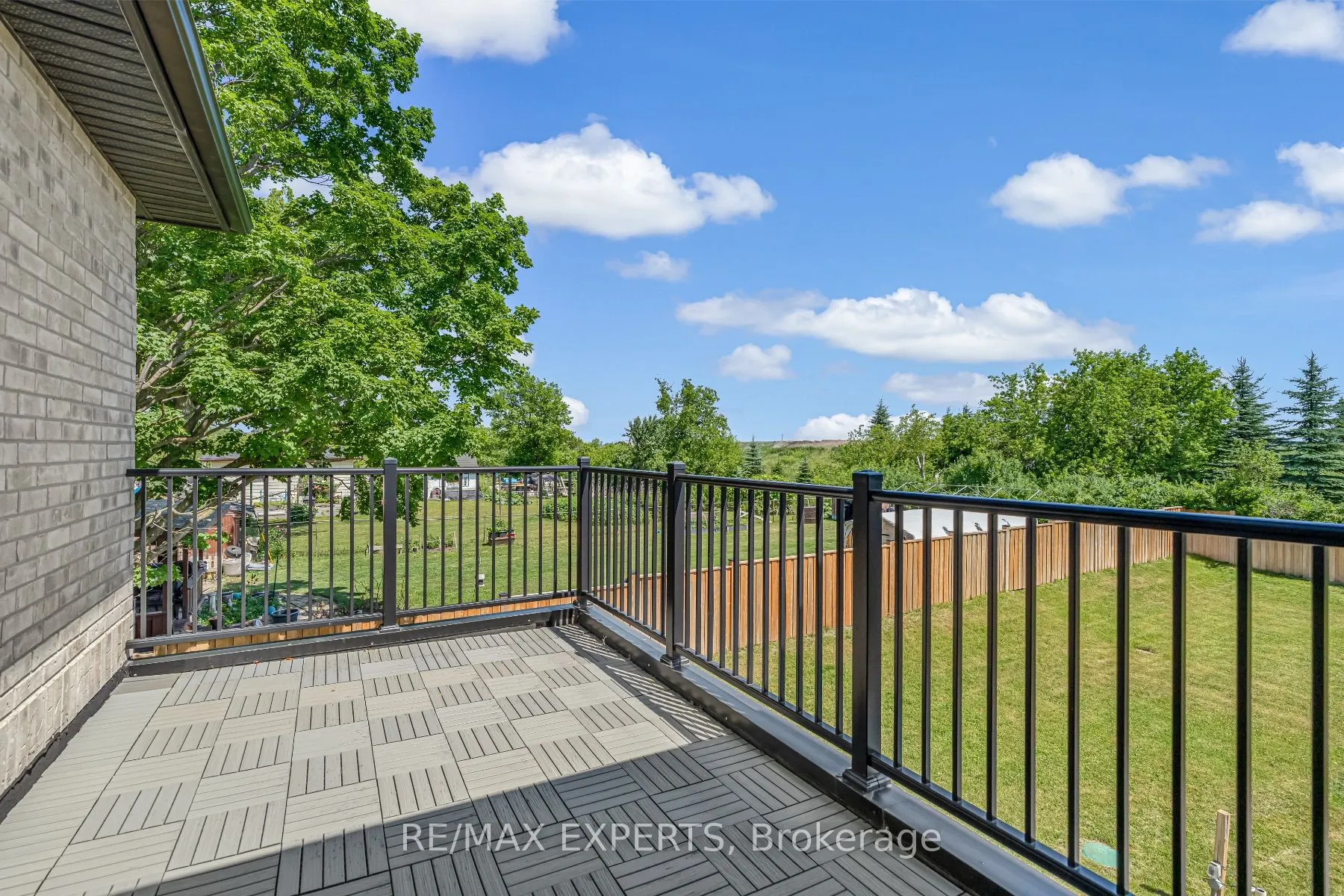 6131 Hillsdale Drive