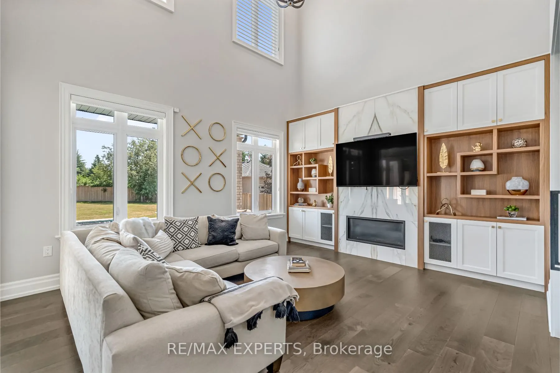 6131 Hillsdale Drive