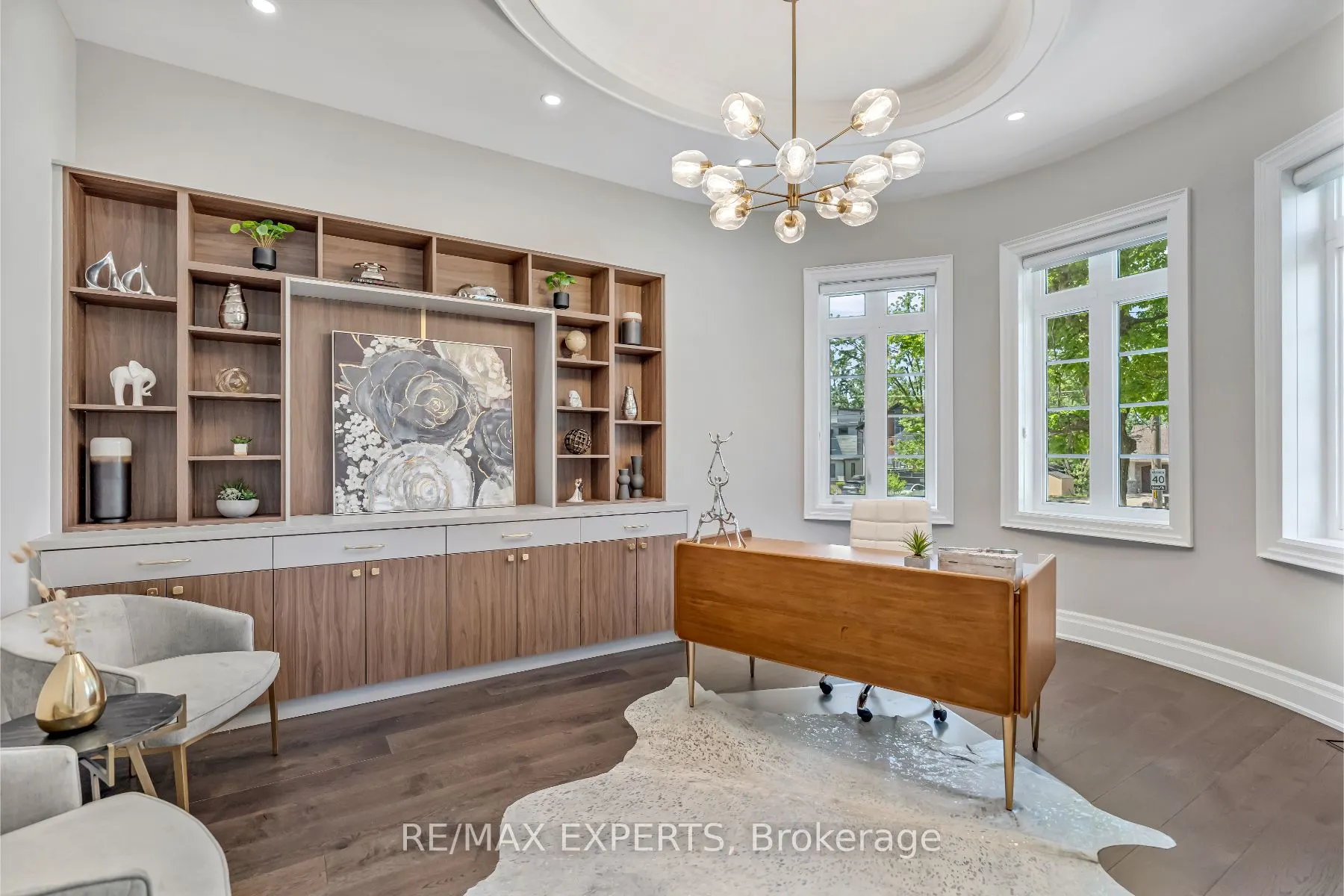 6131 Hillsdale Drive
