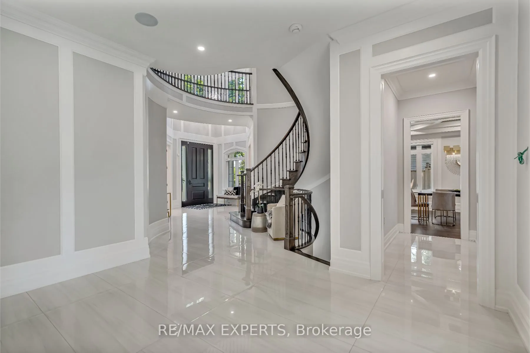 6131 Hillsdale Drive