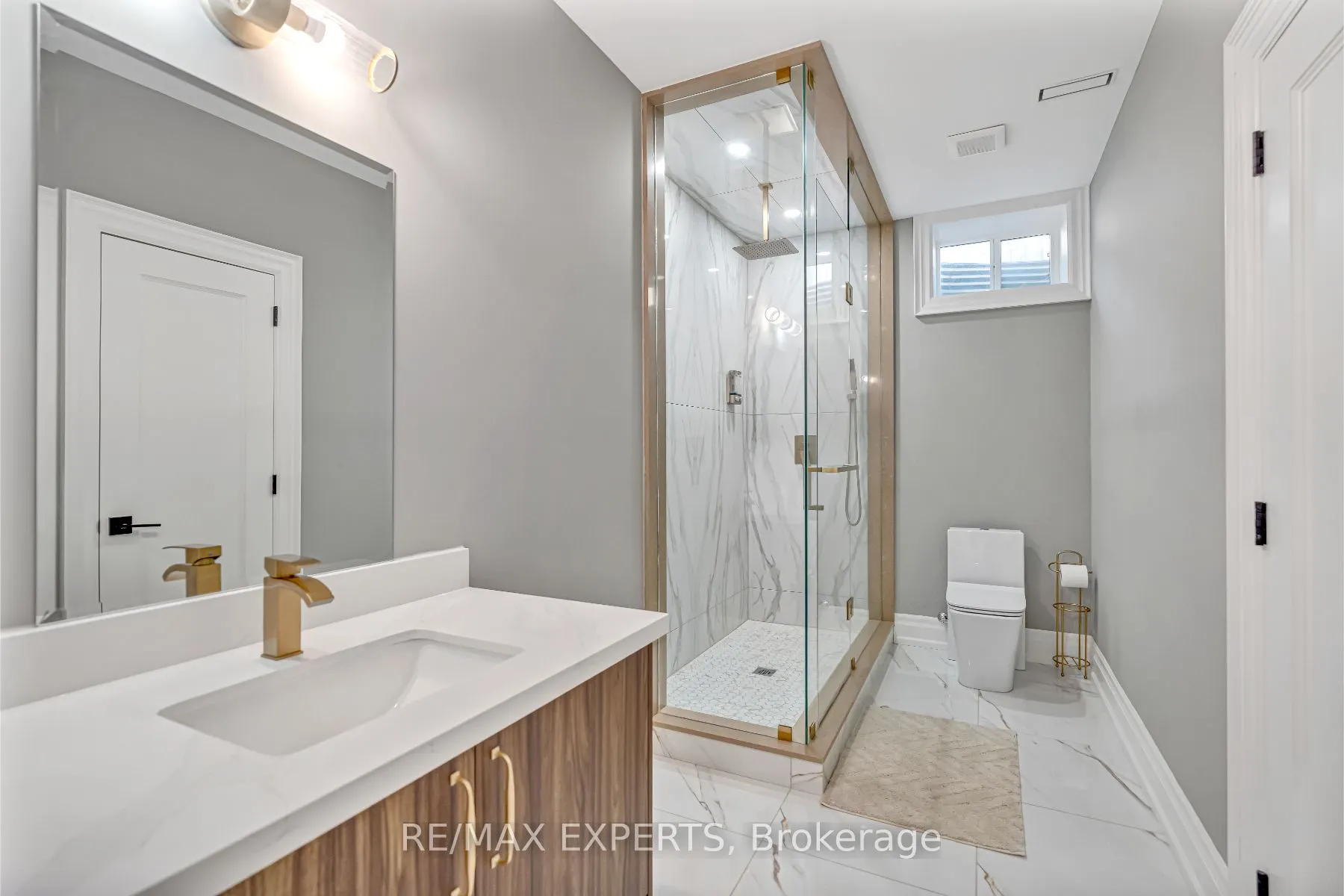 6131 Hillsdale Drive