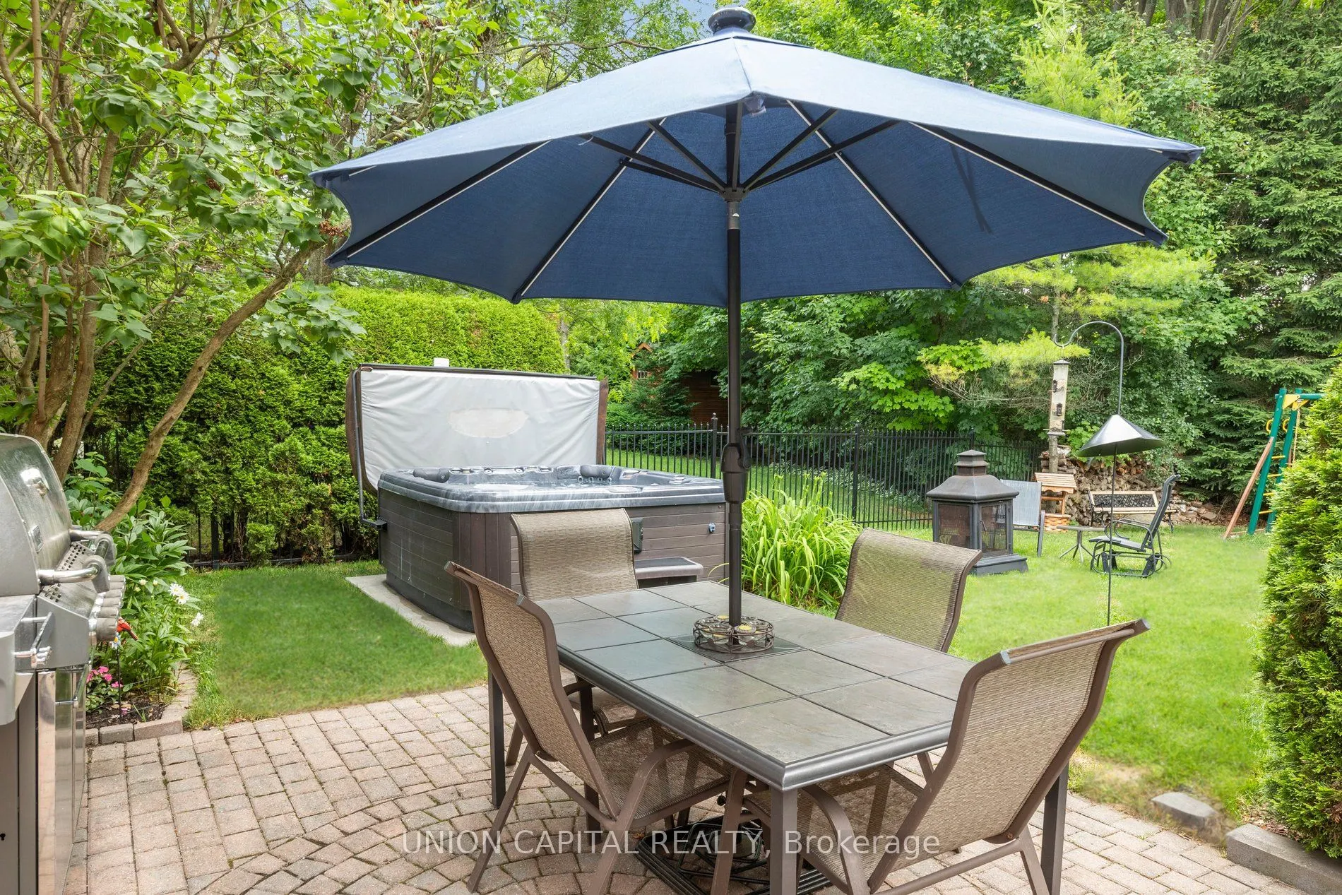 86 Charing Crescent
