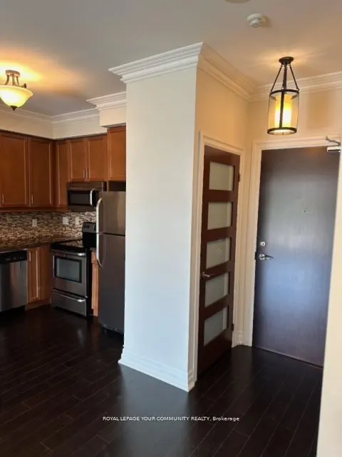 180 John West Way, #201