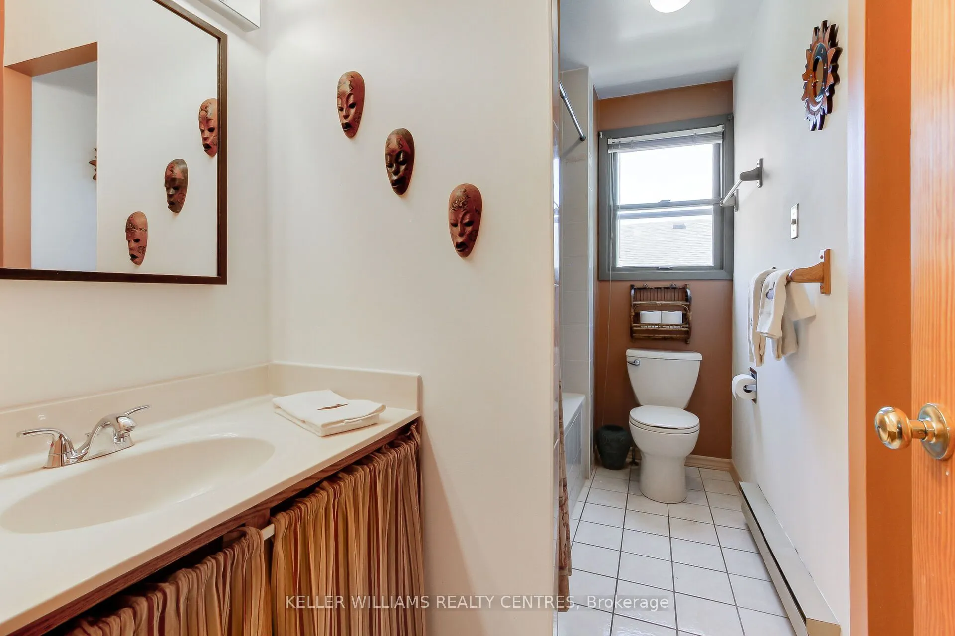 871 Elgin Street