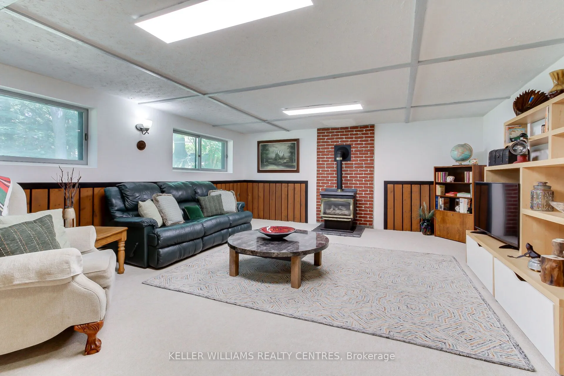 871 Elgin Street