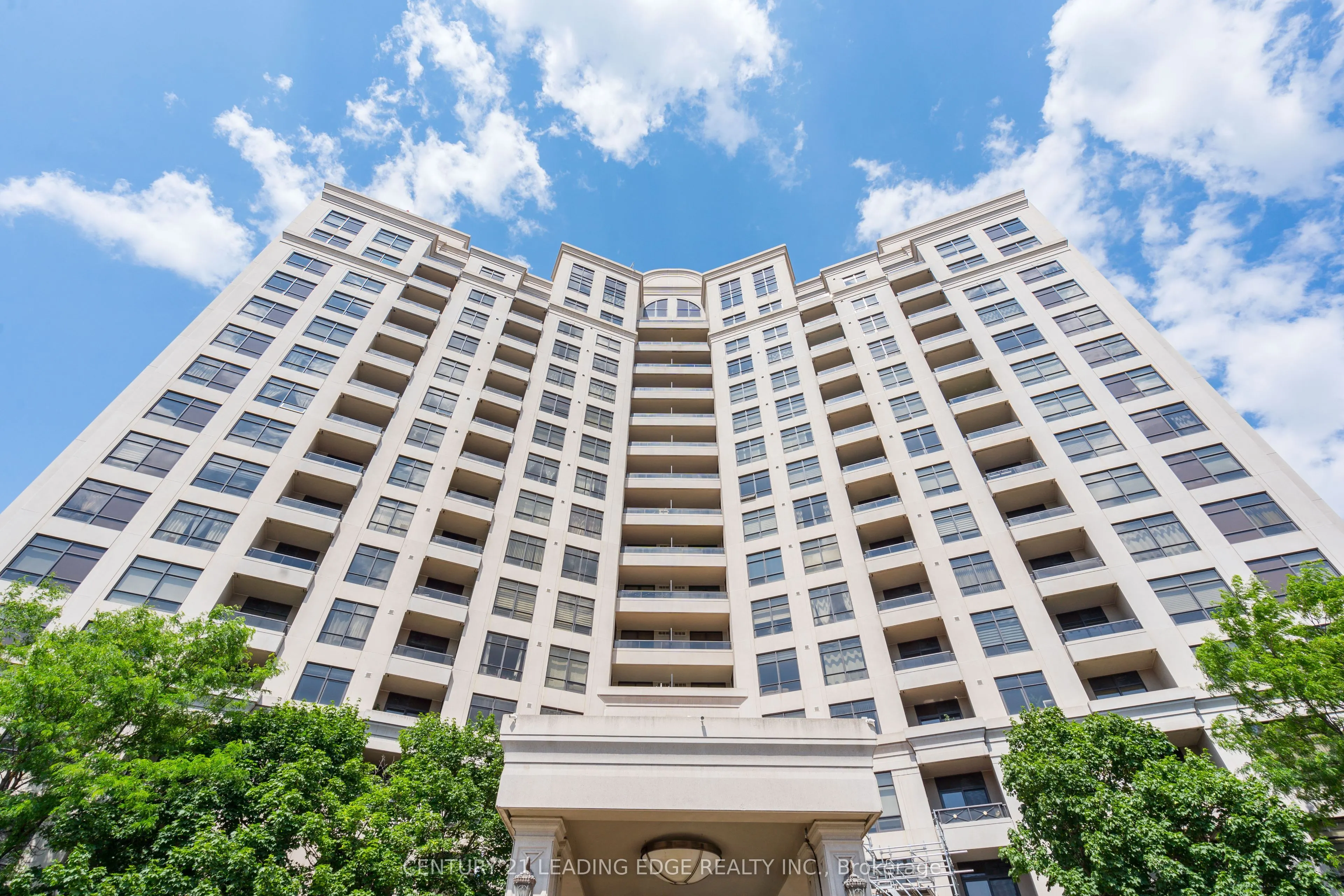 9225 Jane Street, #708