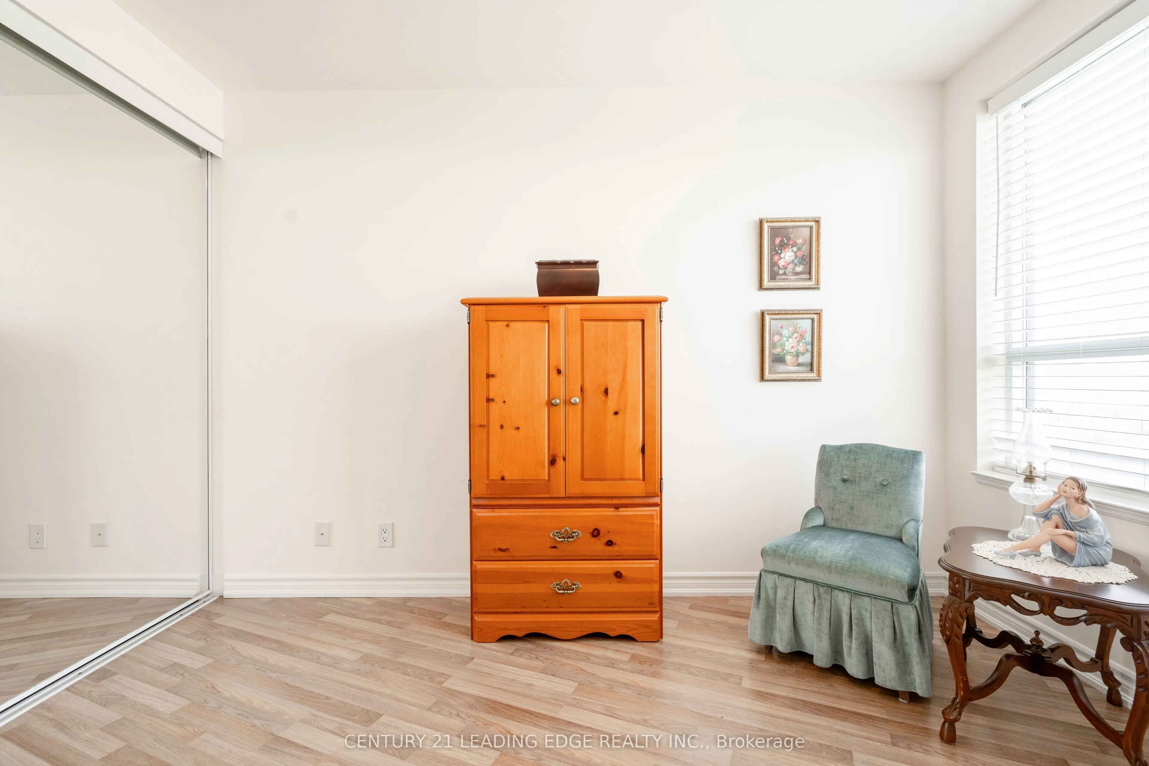 9225 Jane Street, #708