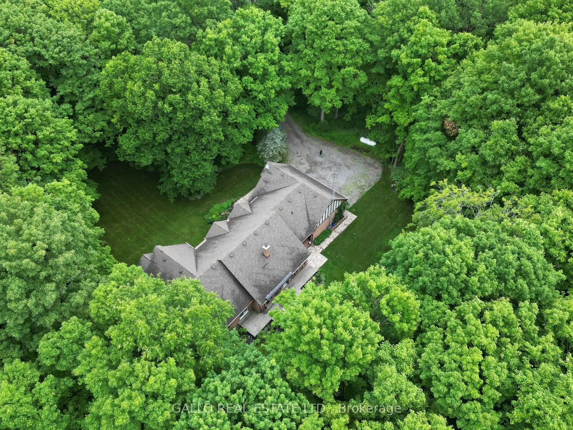 15 Maple Bush Trail
