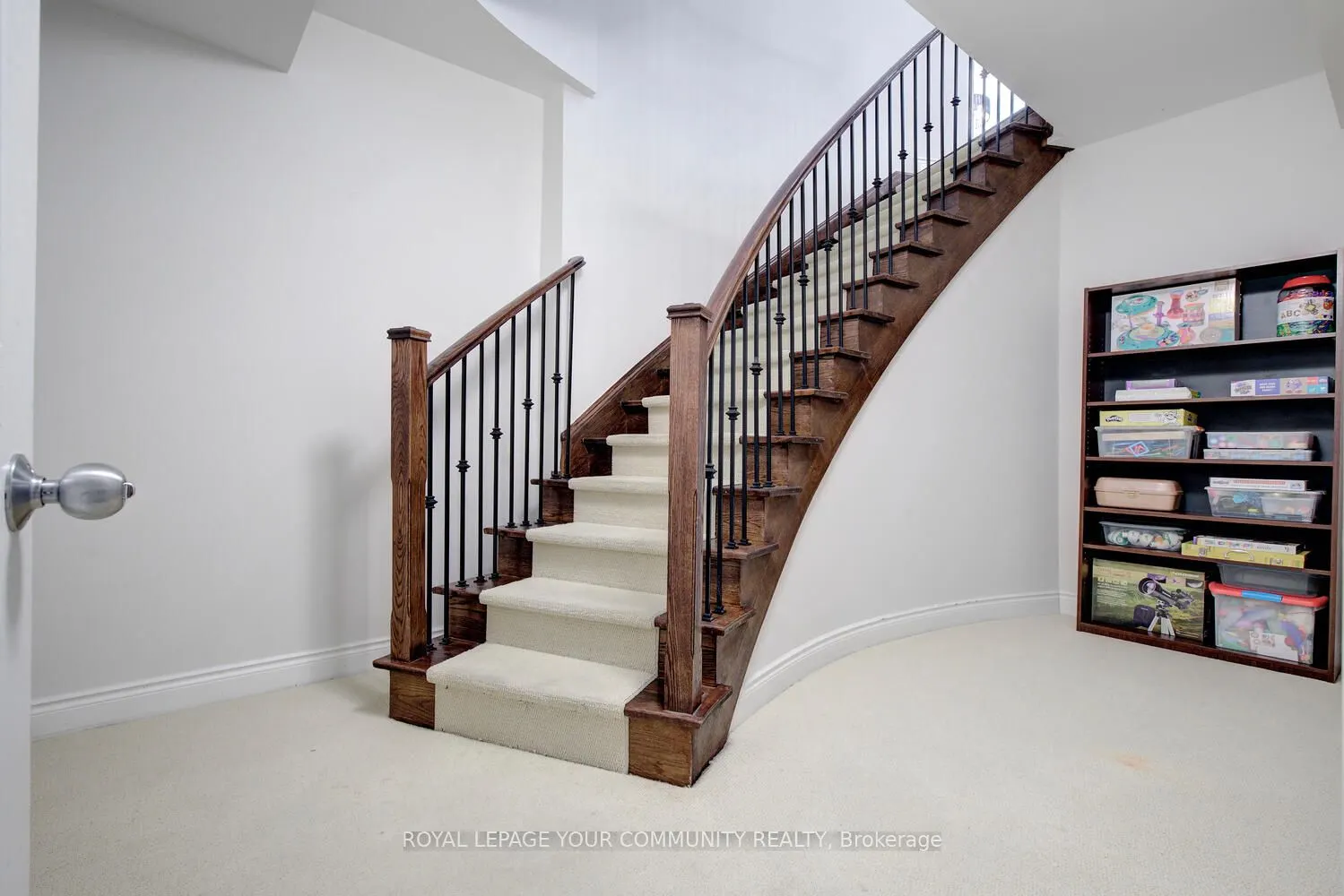 24 Rock Elm Court