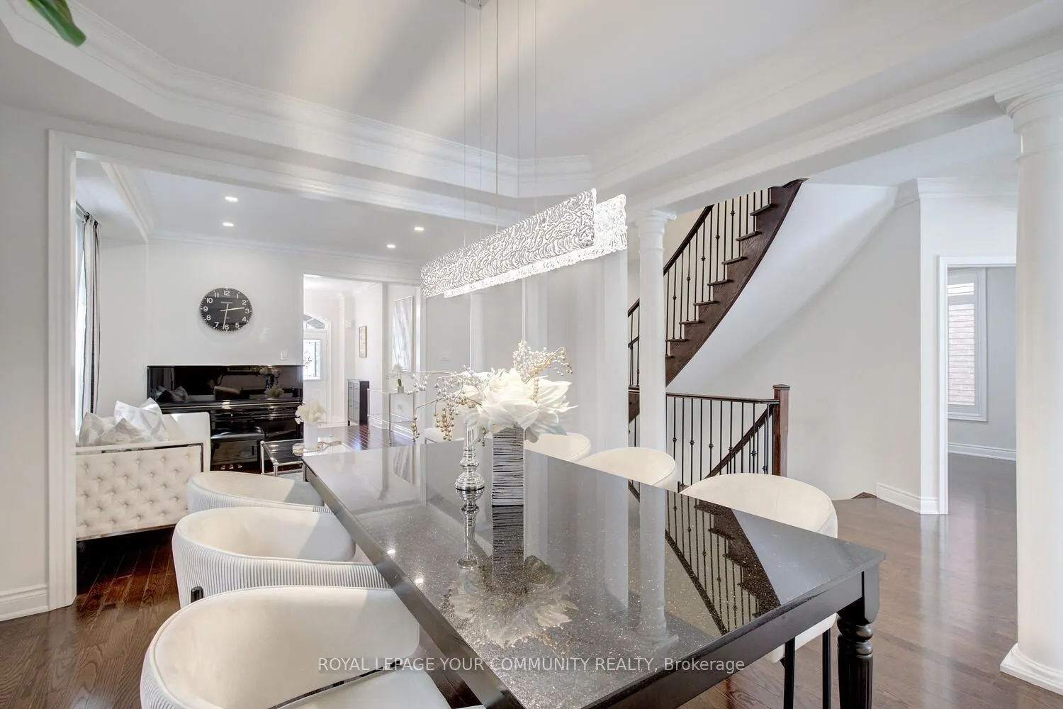 24 Rock Elm Court