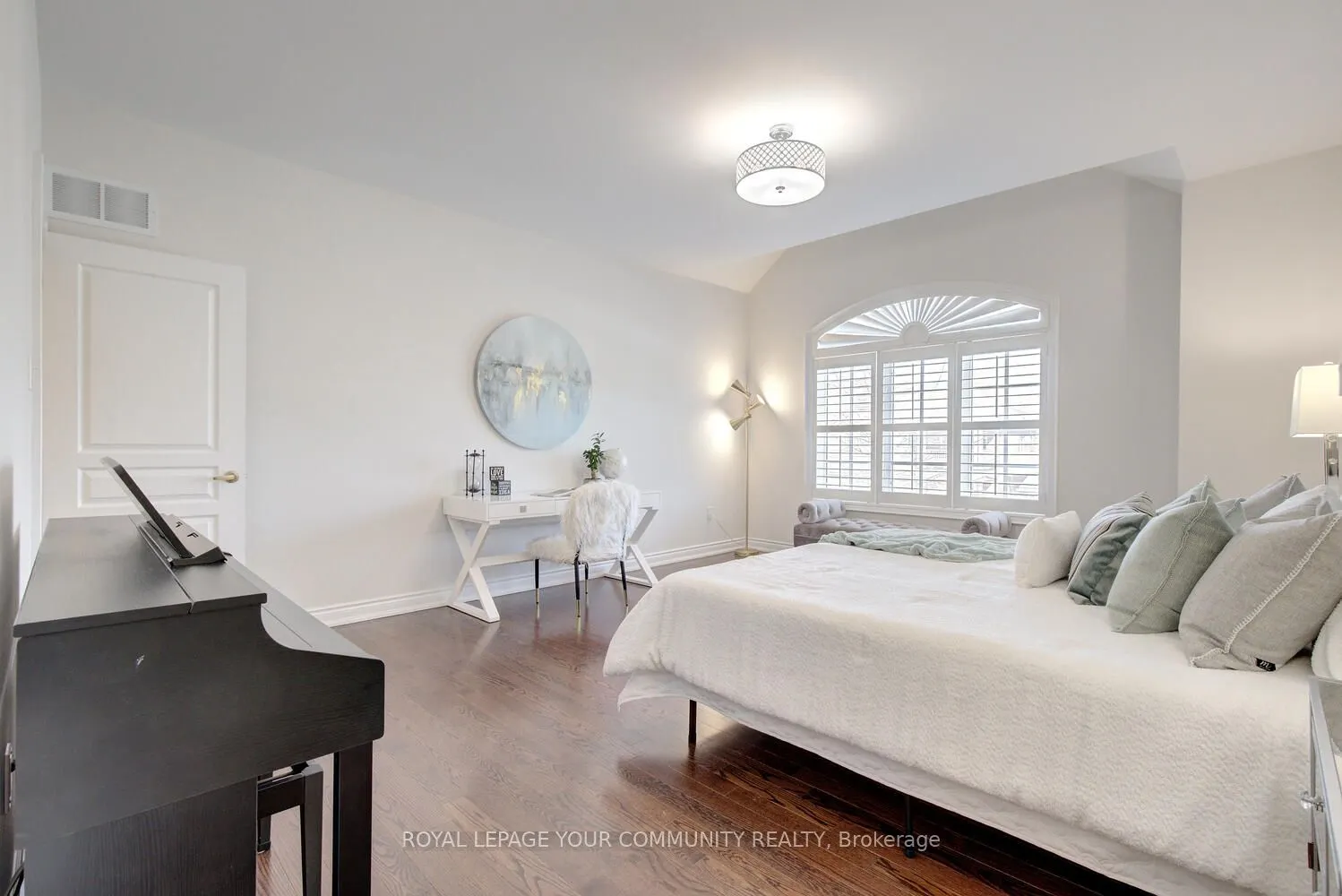 24 Rock Elm Court