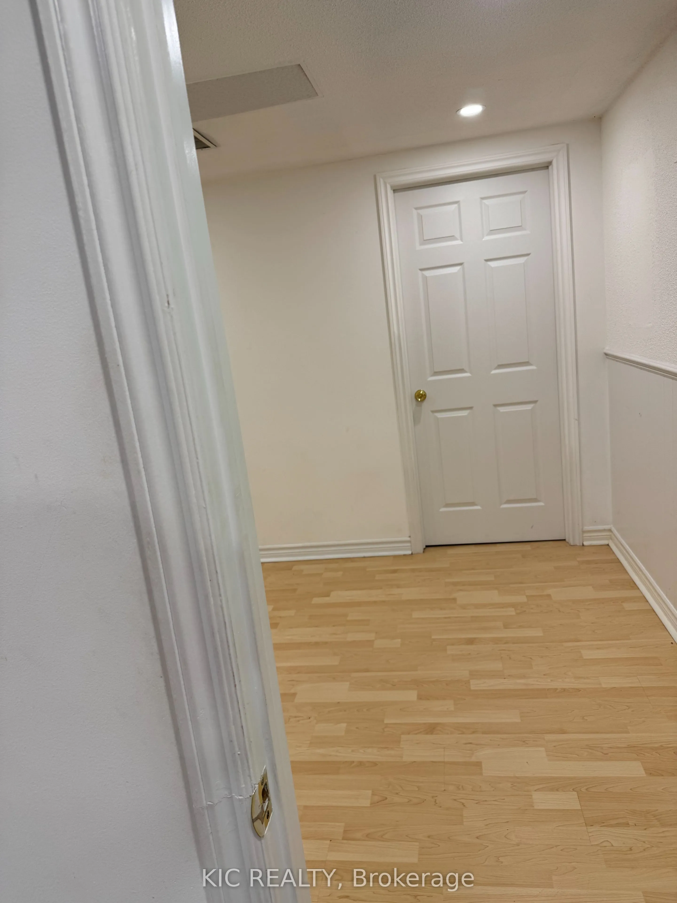 105 Yongehurst Road