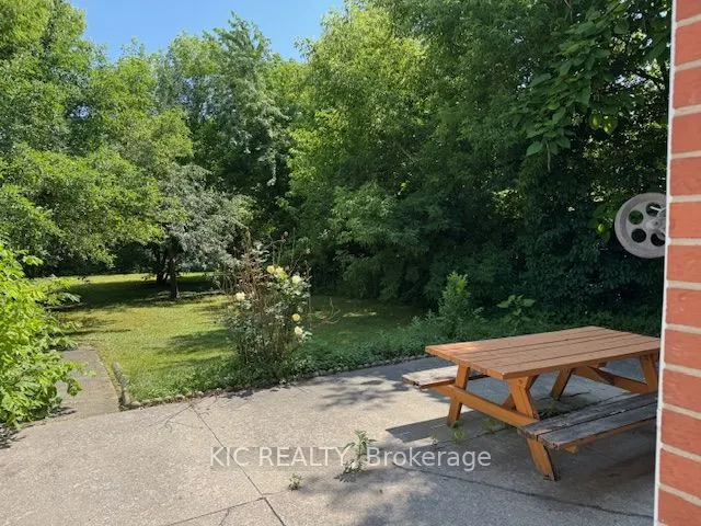 105 Yongehurst Road