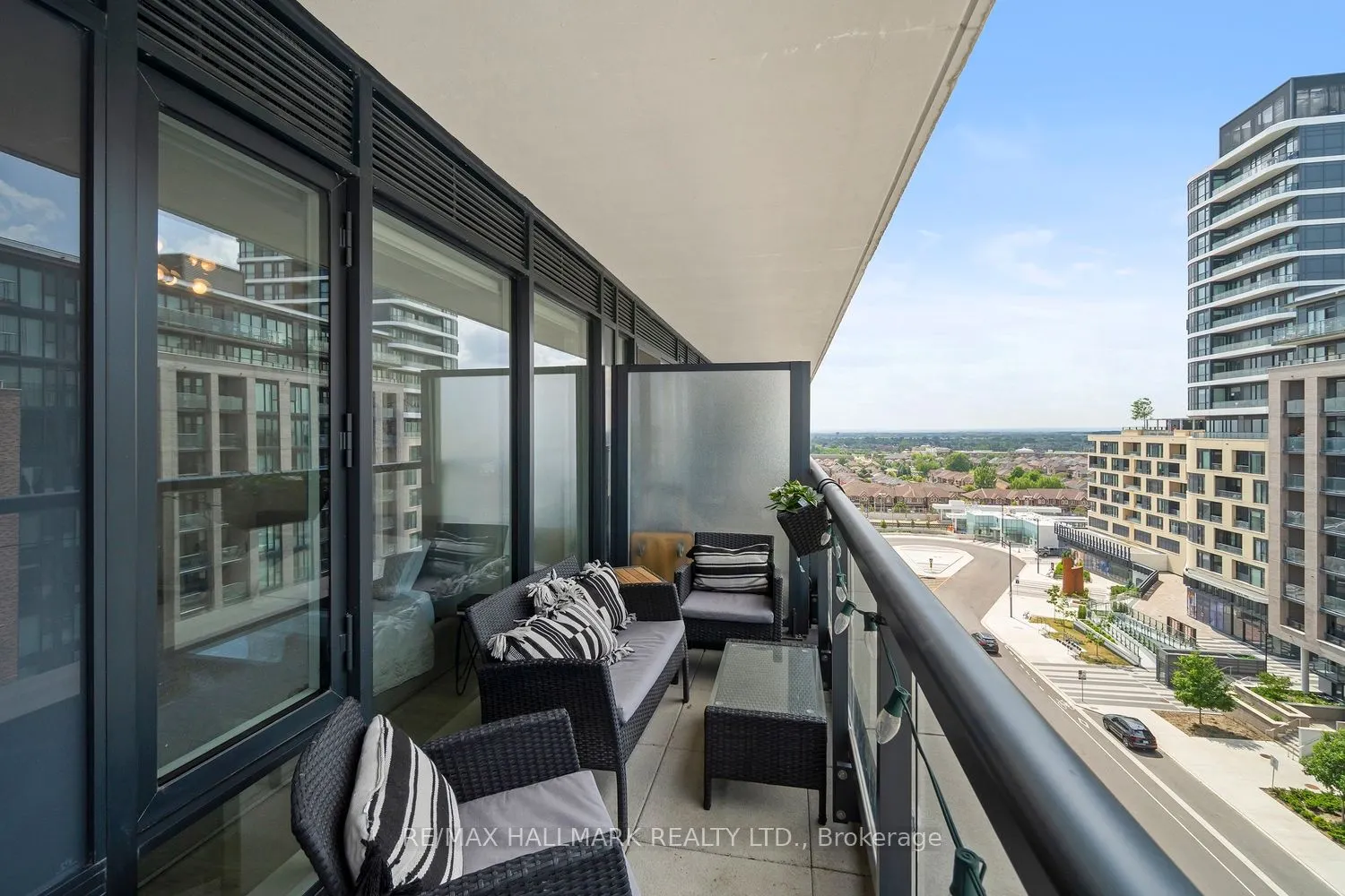 99 Eagle Rock Way, #729