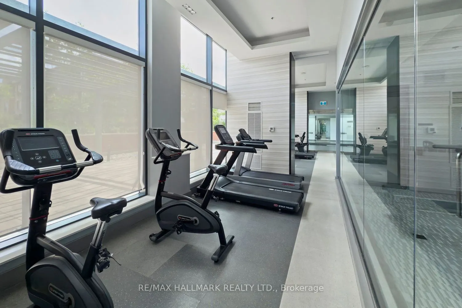 99 Eagle Rock Way, #729