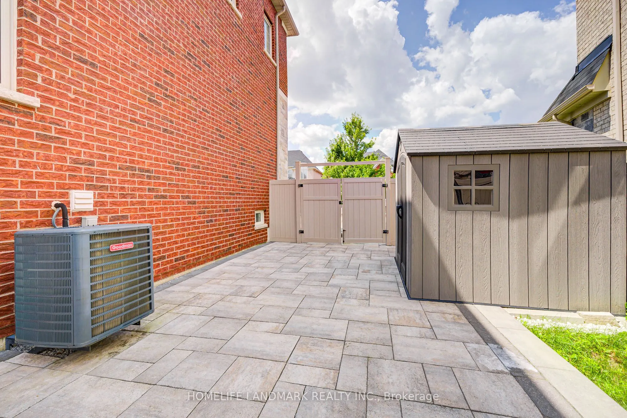 17 Dr Pearson Court