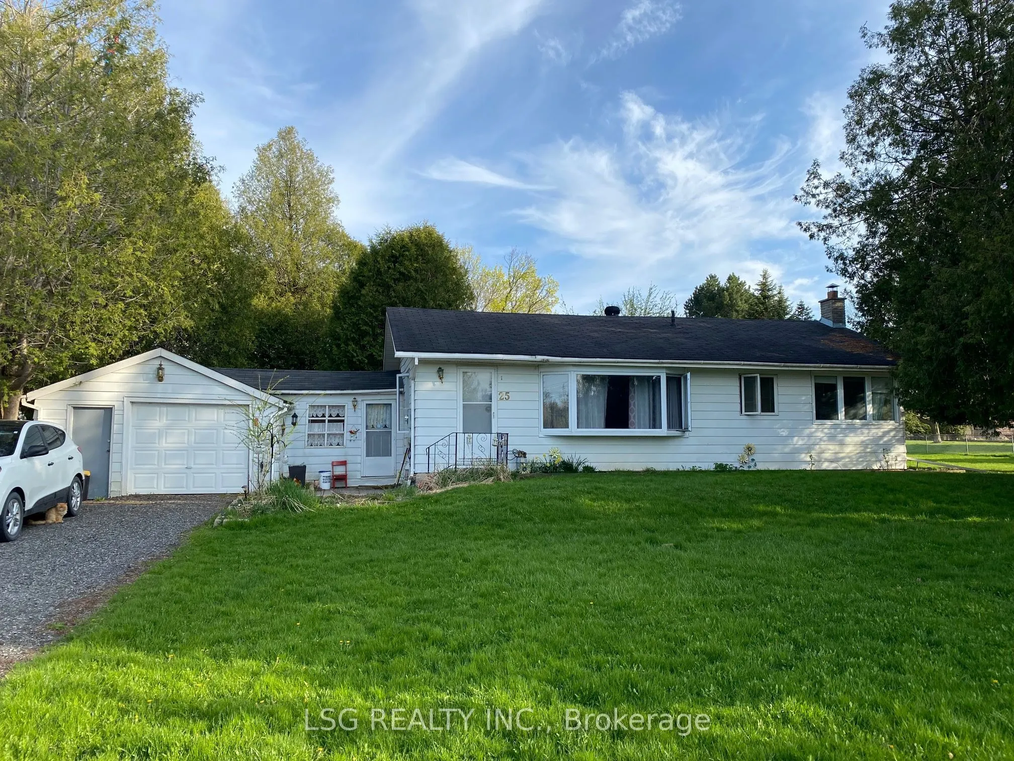 25 Sharon Boulevard
