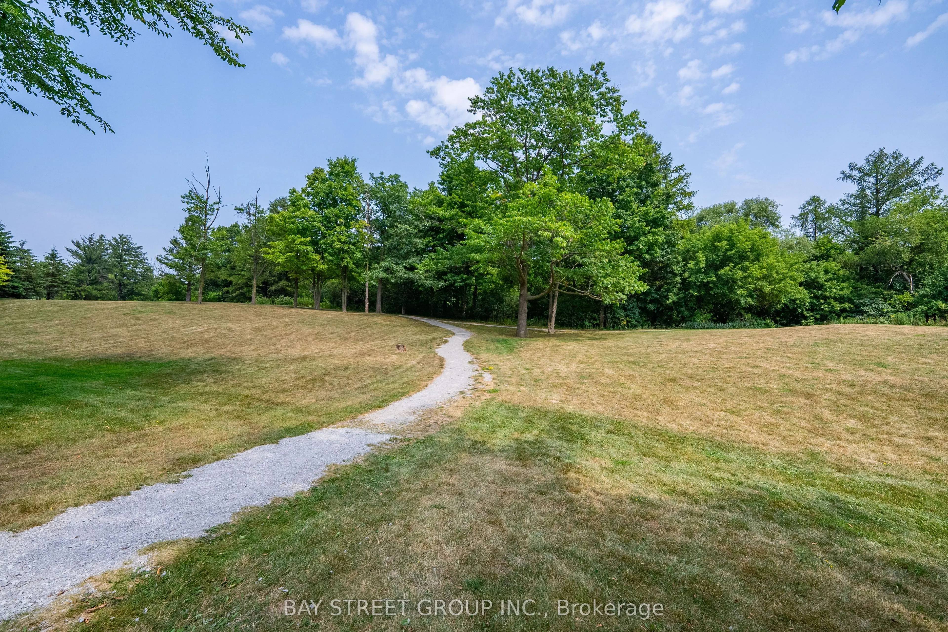 9225 Jane Street, #1406