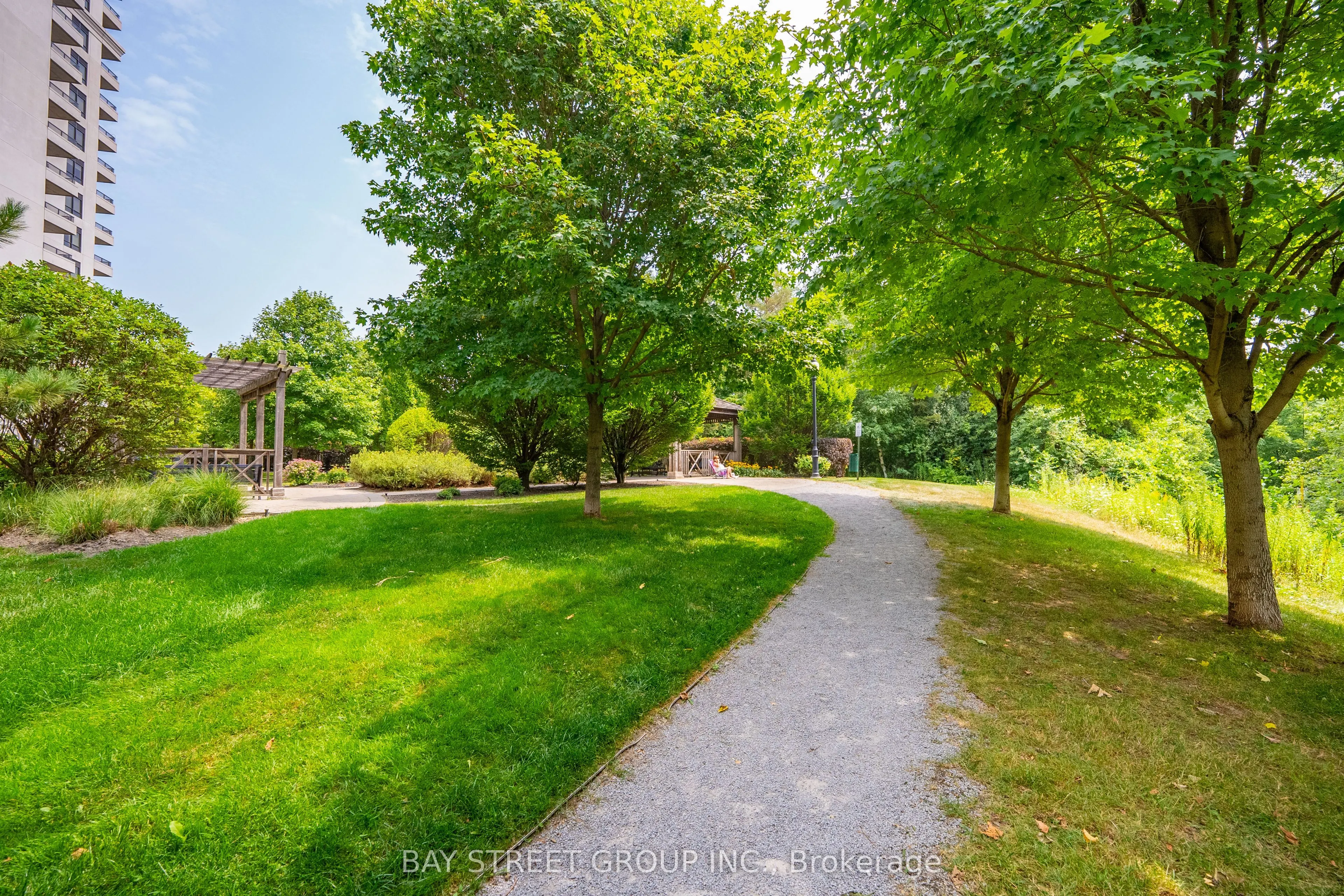 9225 Jane Street, #1406