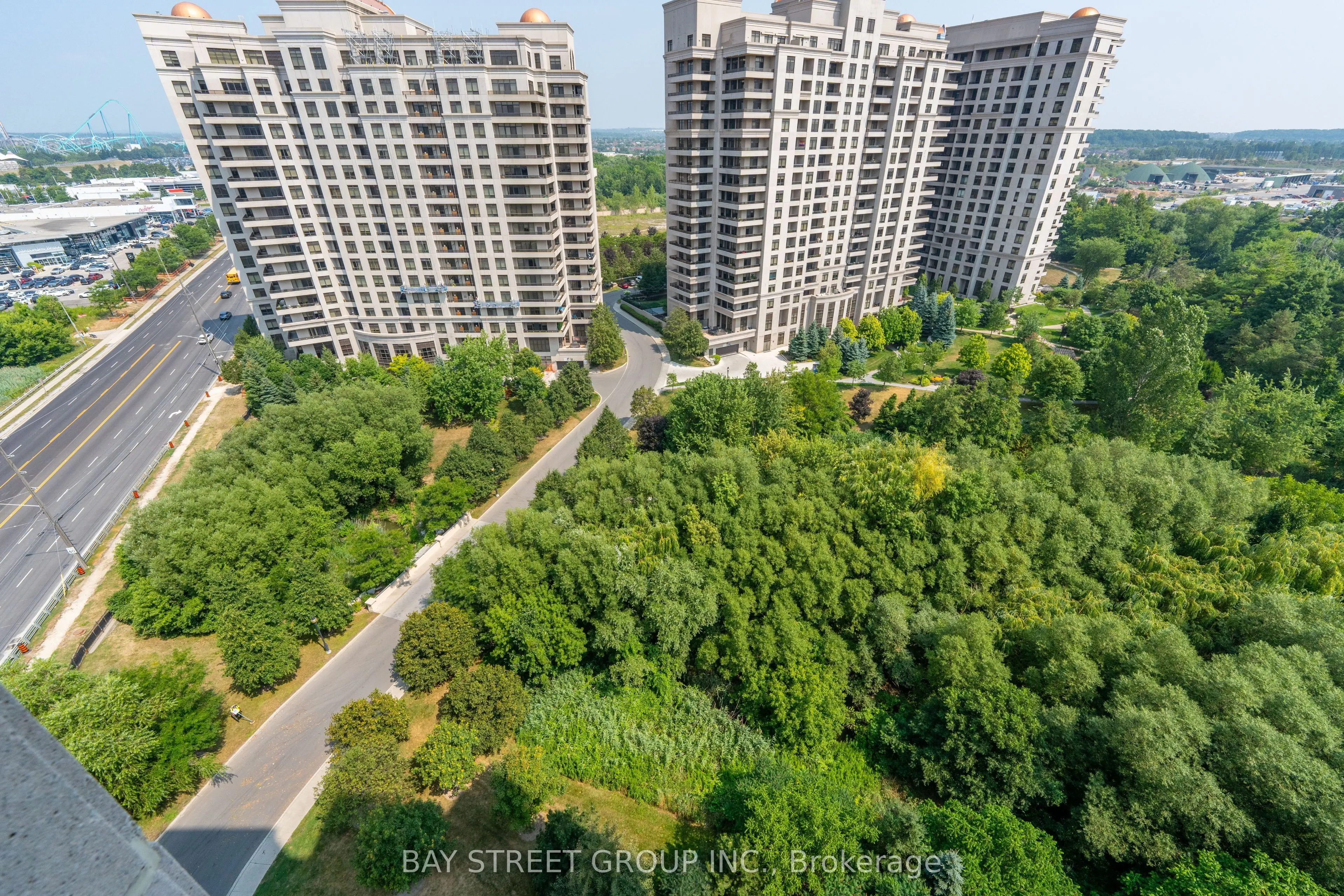 9225 Jane Street, #1406