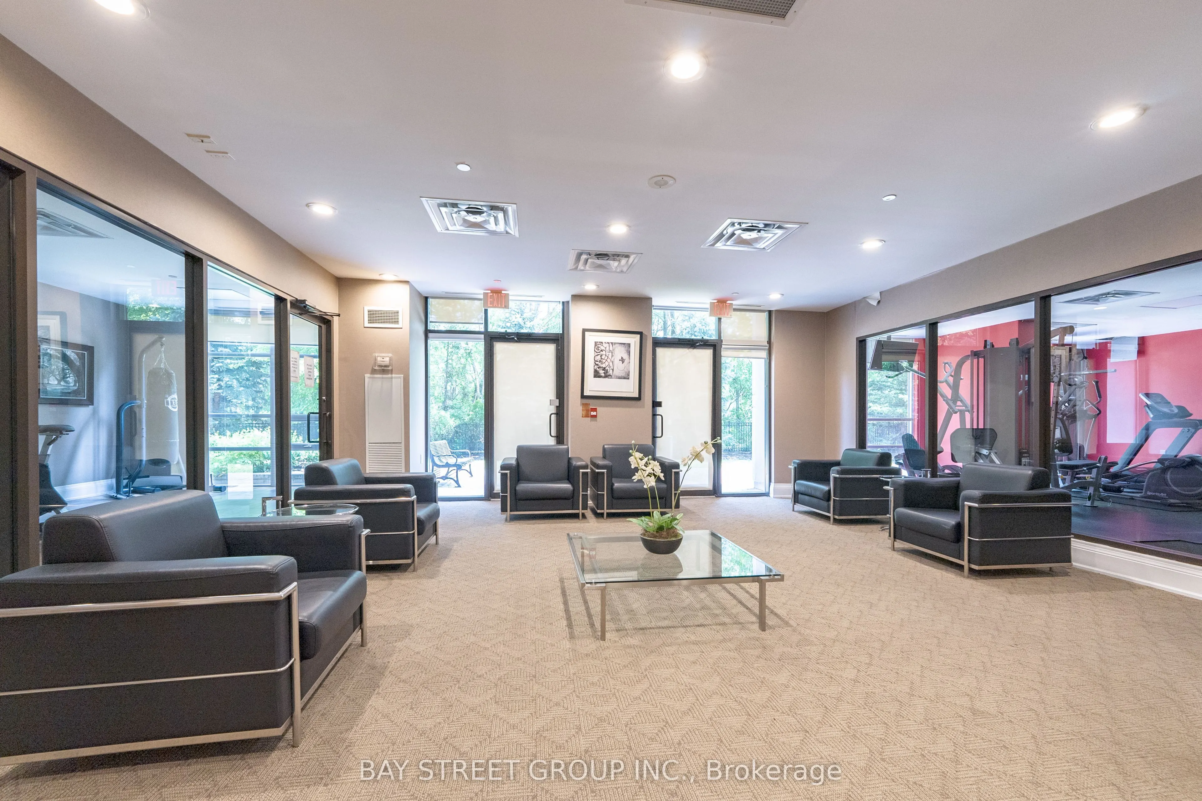 9225 Jane Street, #1406