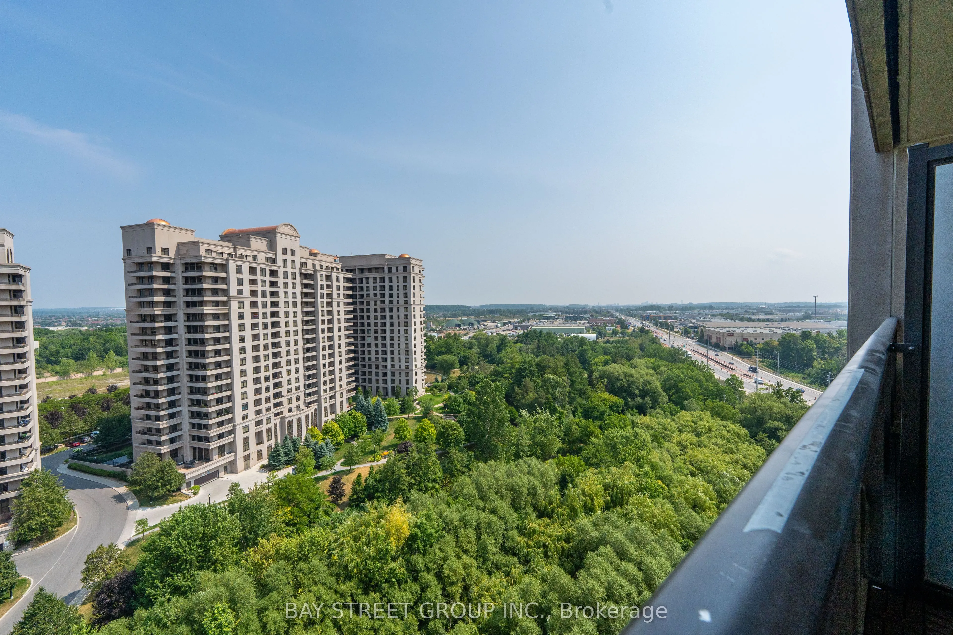 9225 Jane Street, #1406