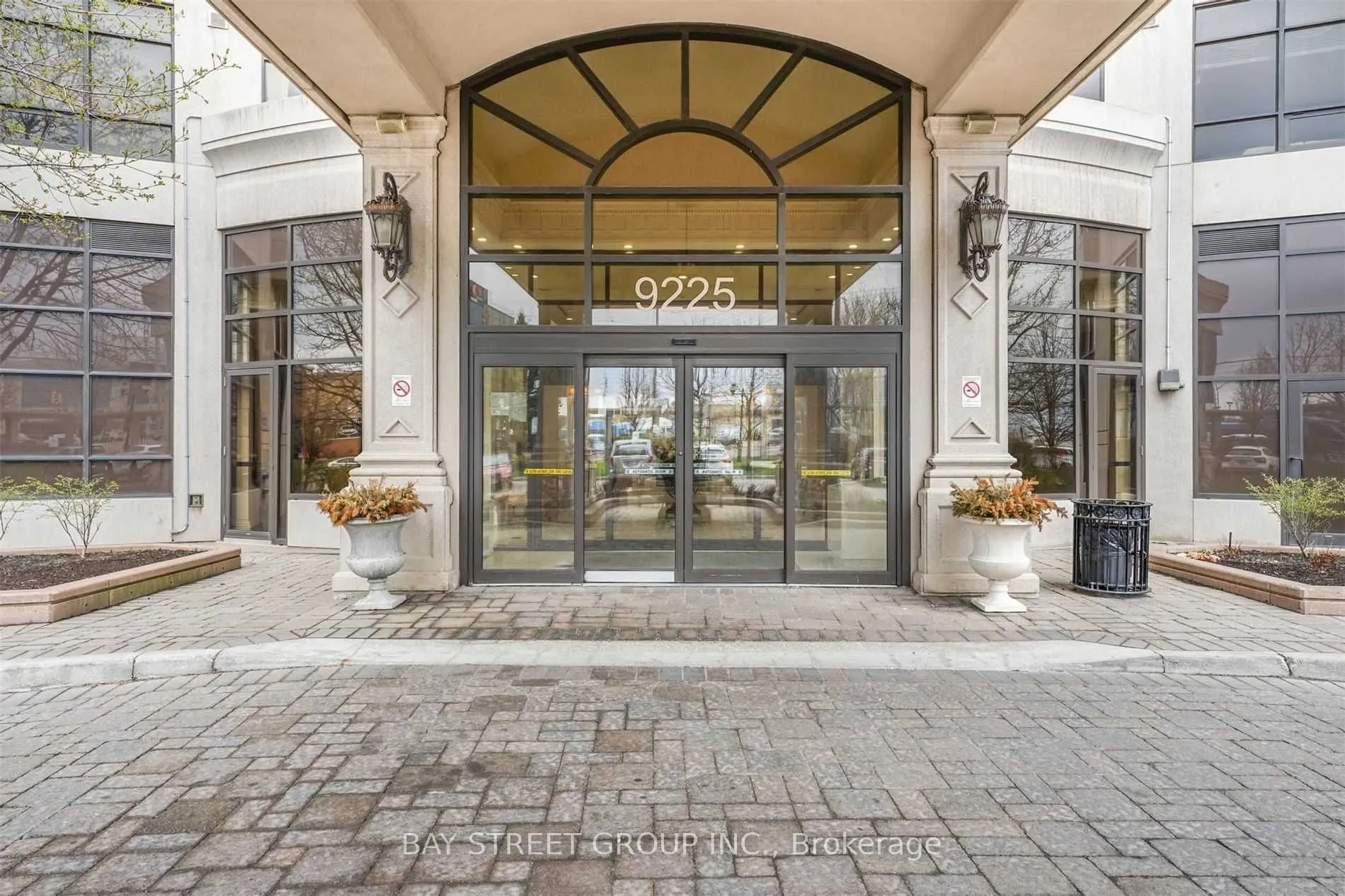 9225 Jane Street, #1406
