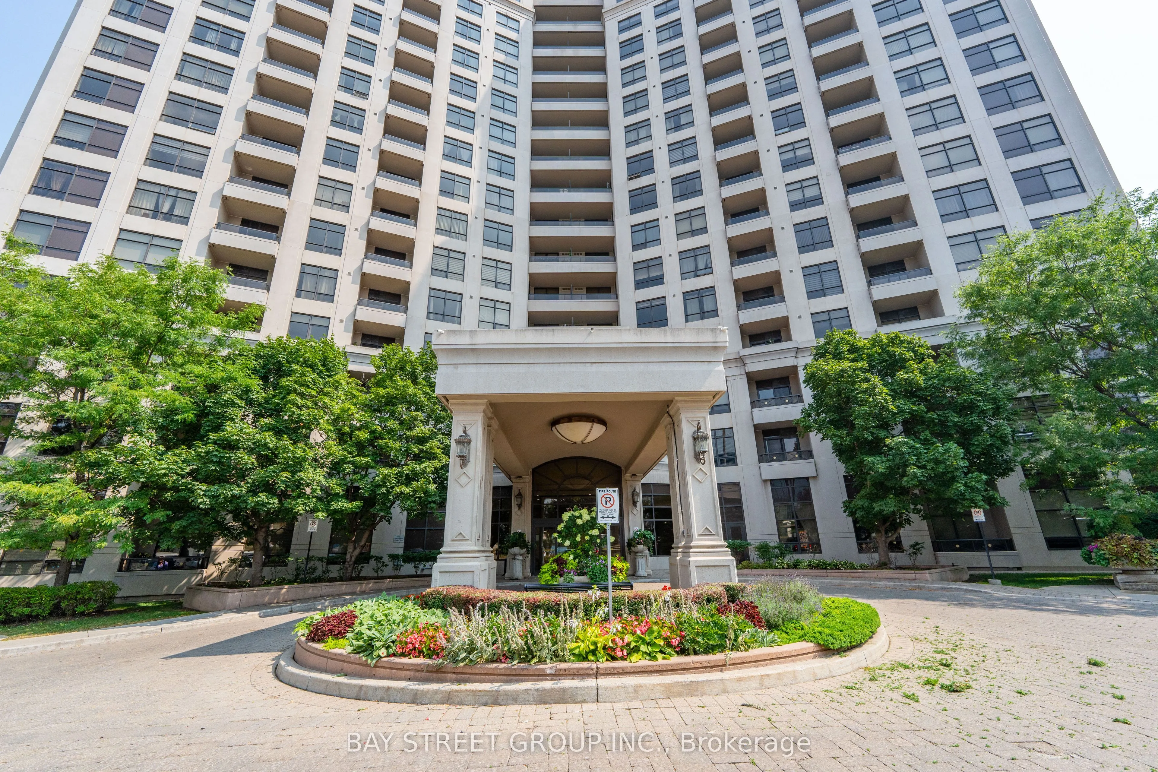 9225 Jane Street, #1406