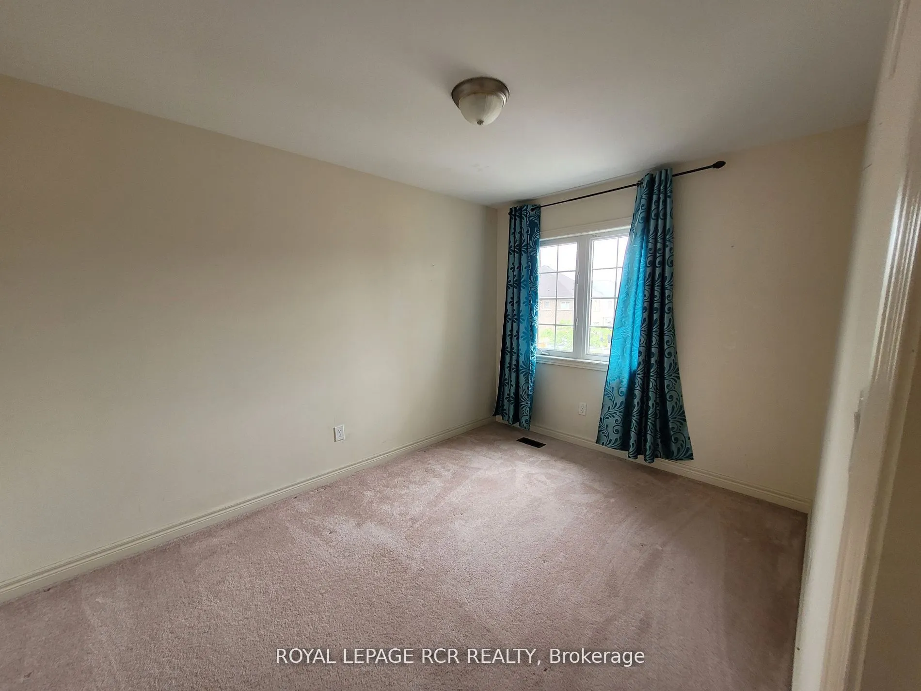 16 Prady Lane