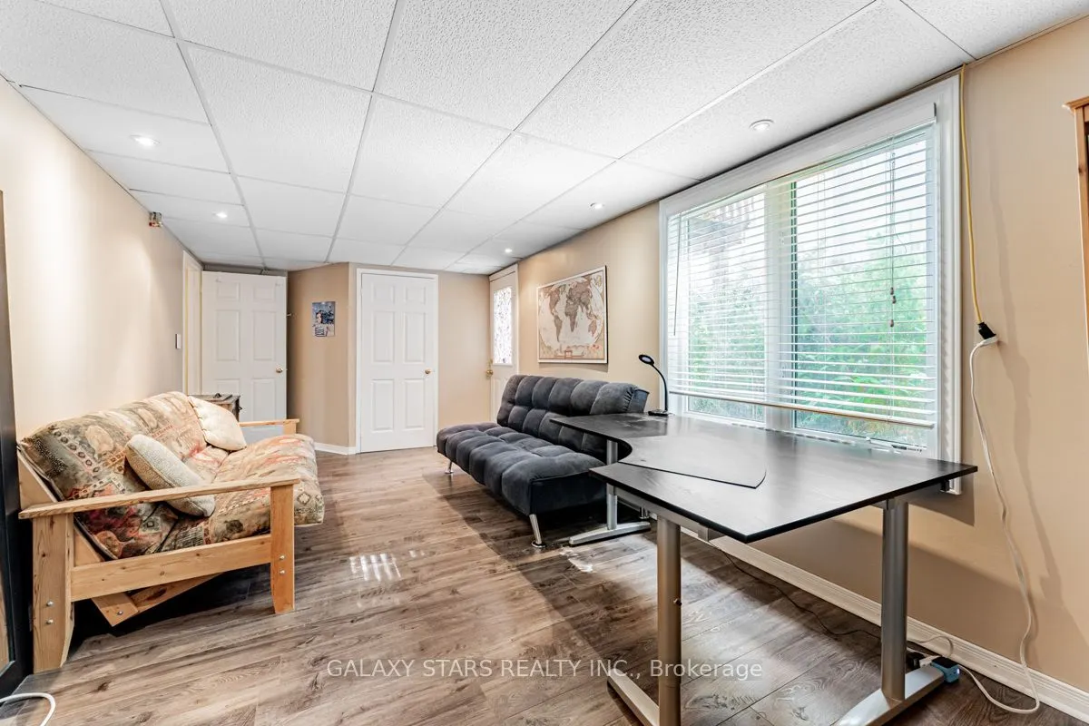 24 Post Oak Drive