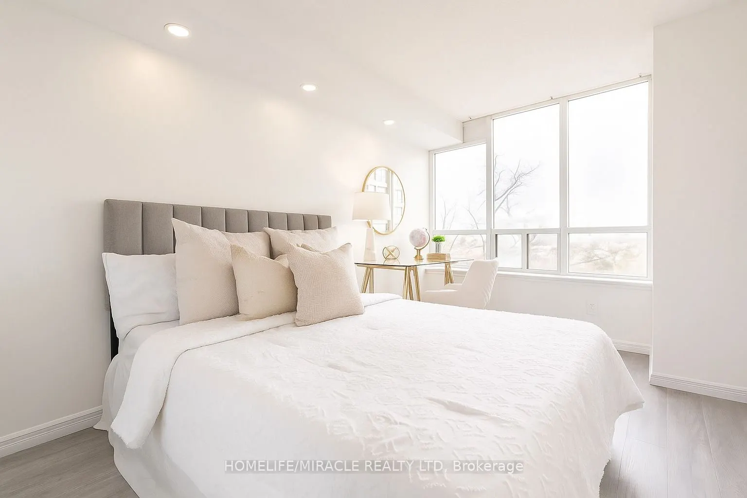 91 Townsgate Drive, #601