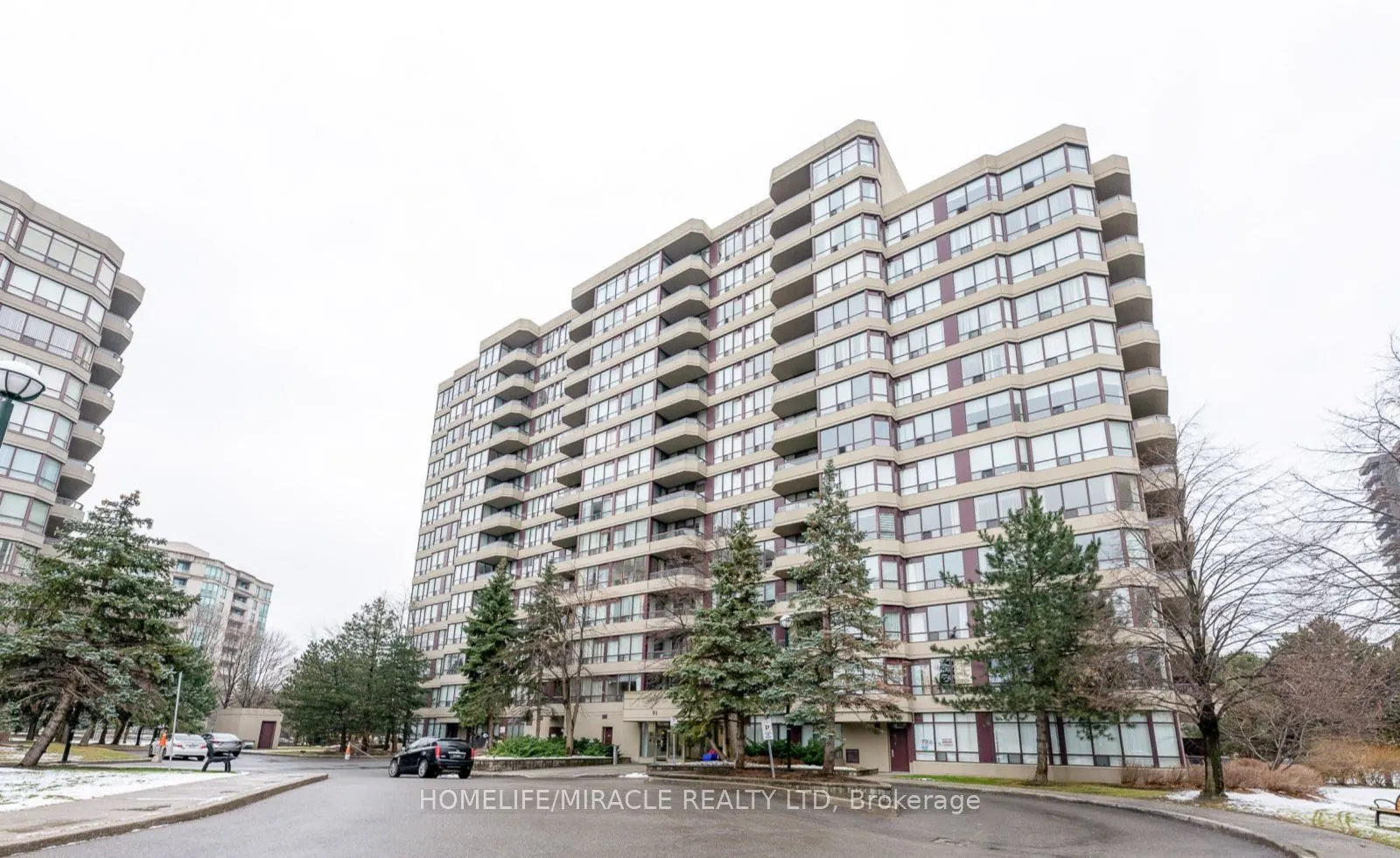 91 Townsgate Drive, #601