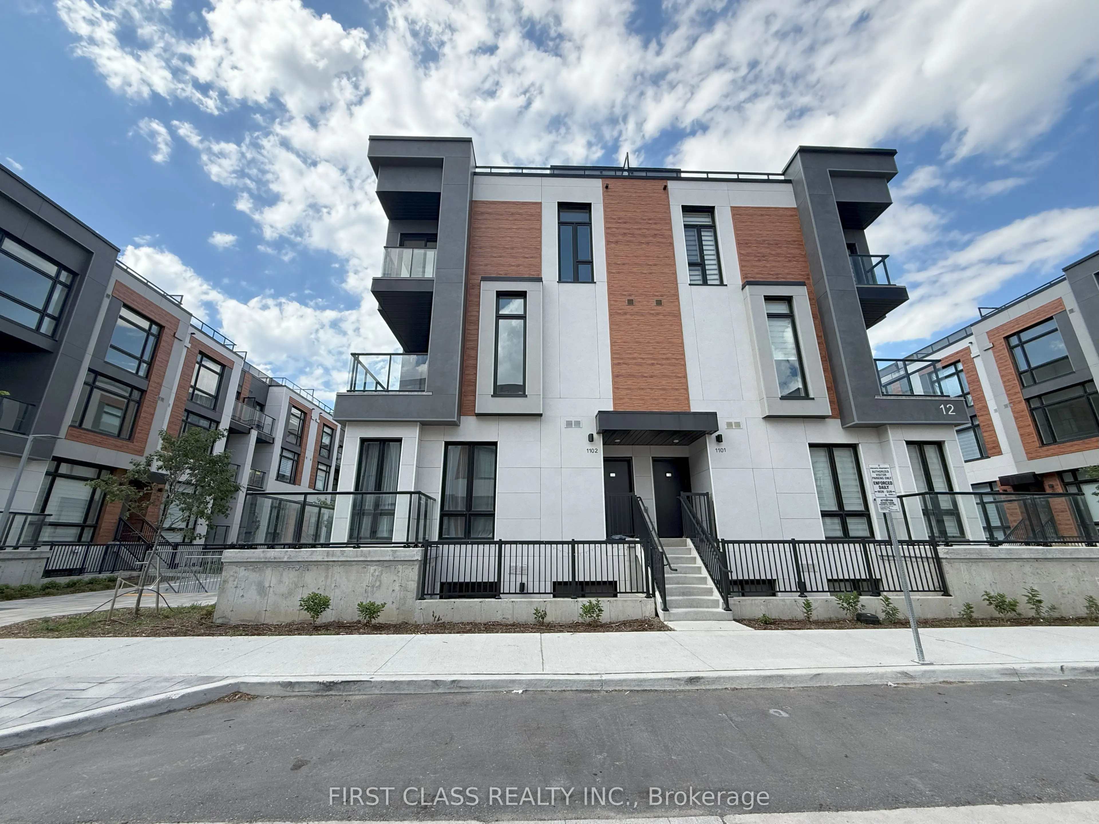 12 David Eyer Road, #1117