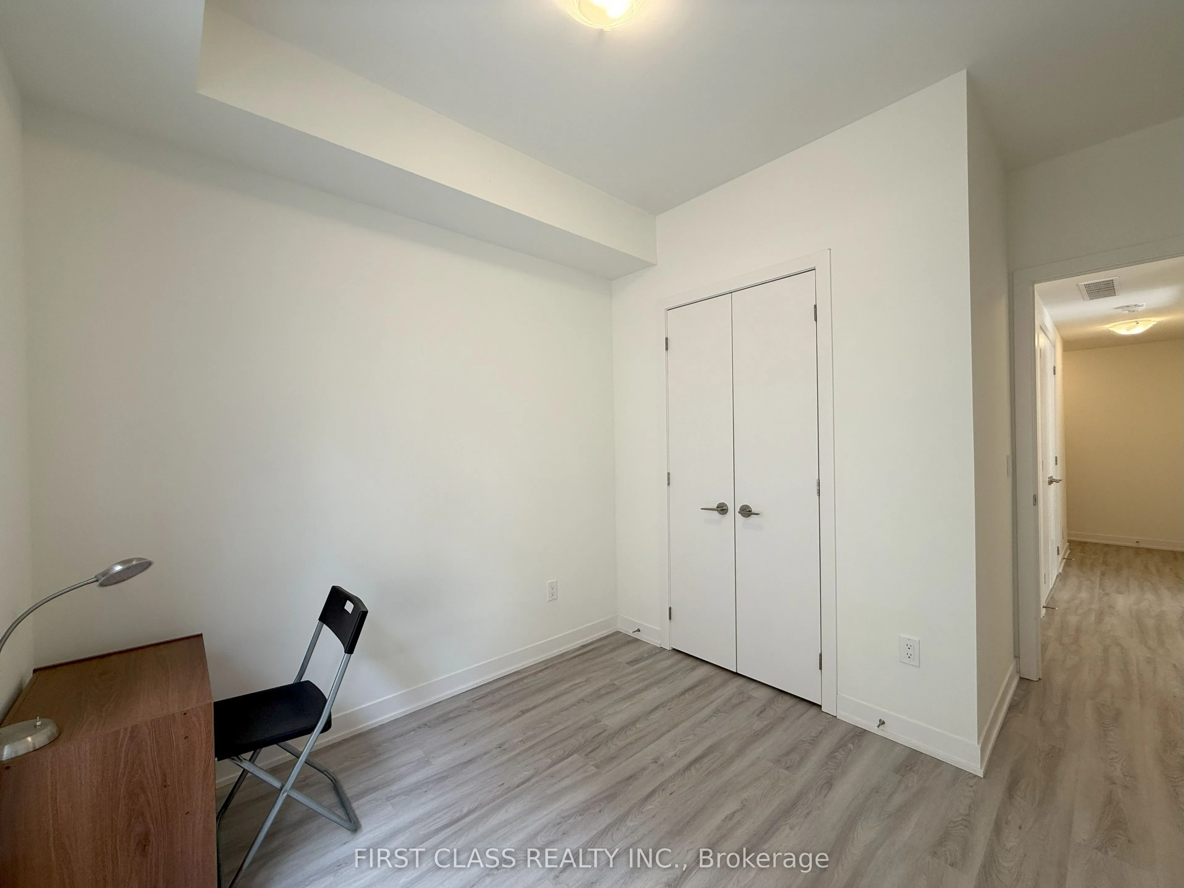 12 David Eyer Road, #1117