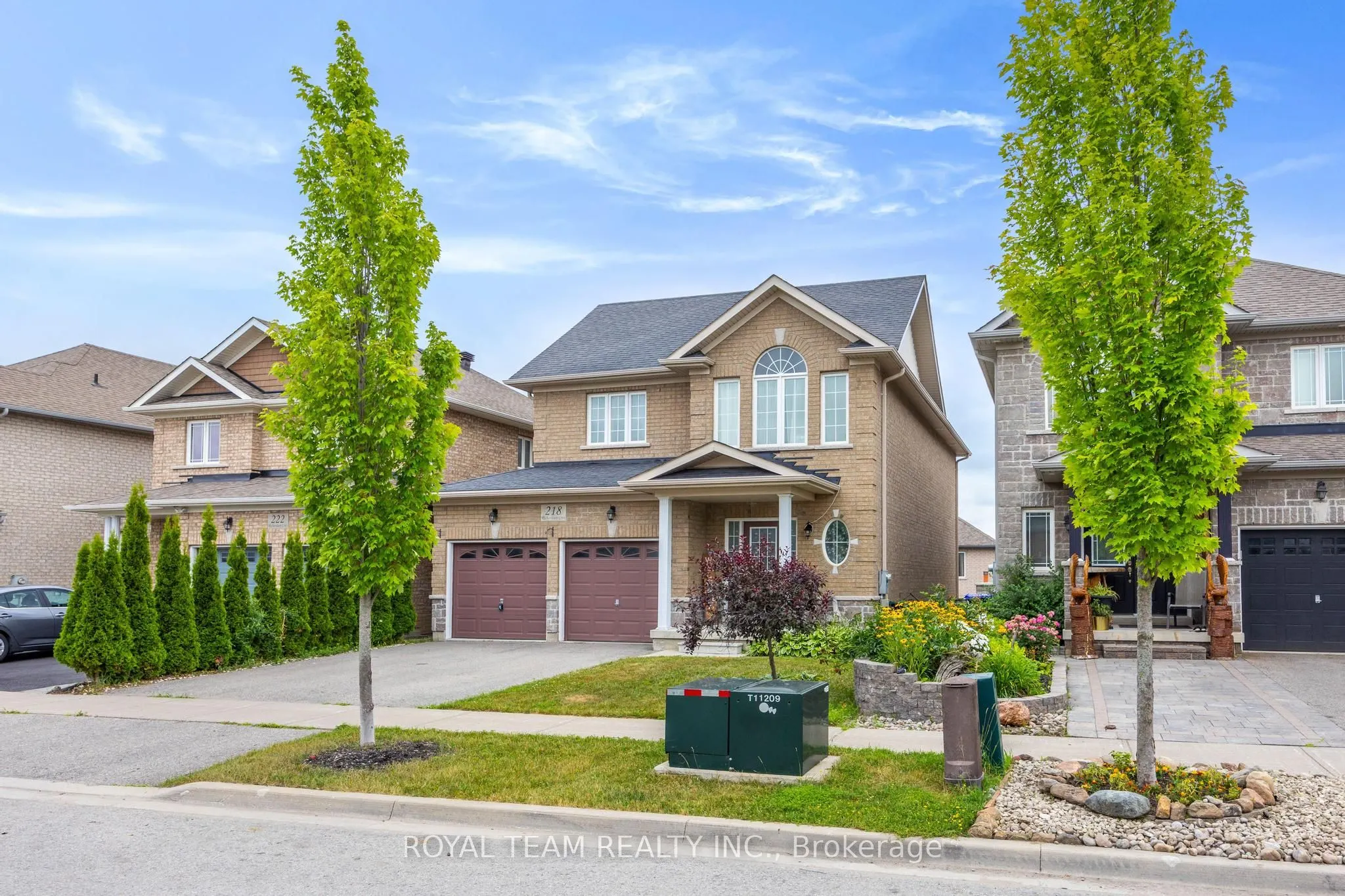 218 Richardson Crescent