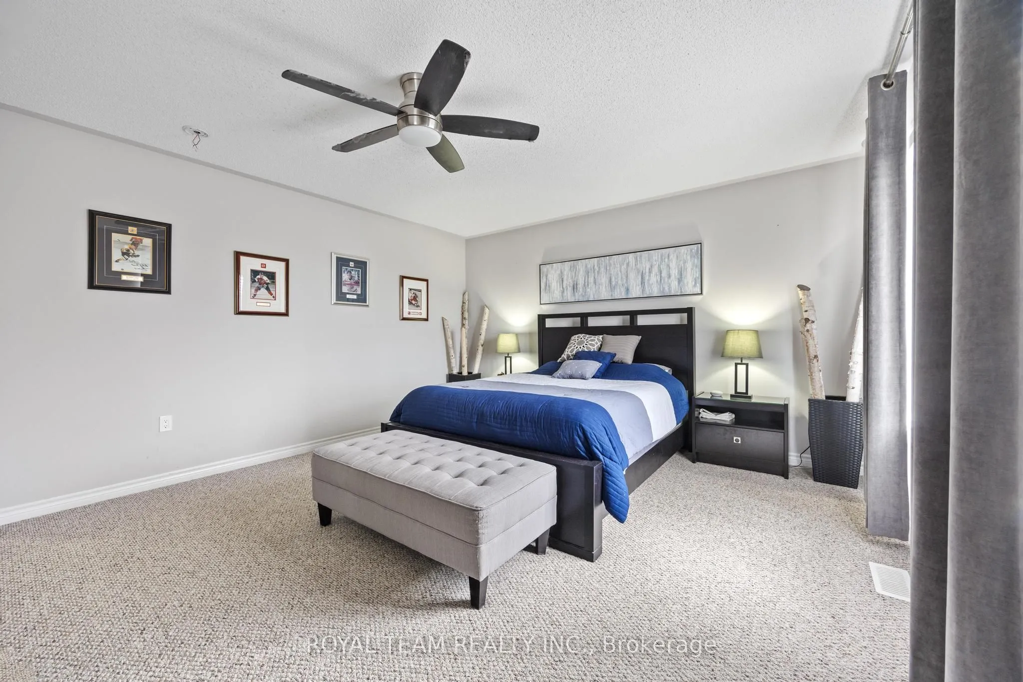 218 Richardson Crescent