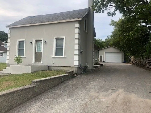 116 Main Street N