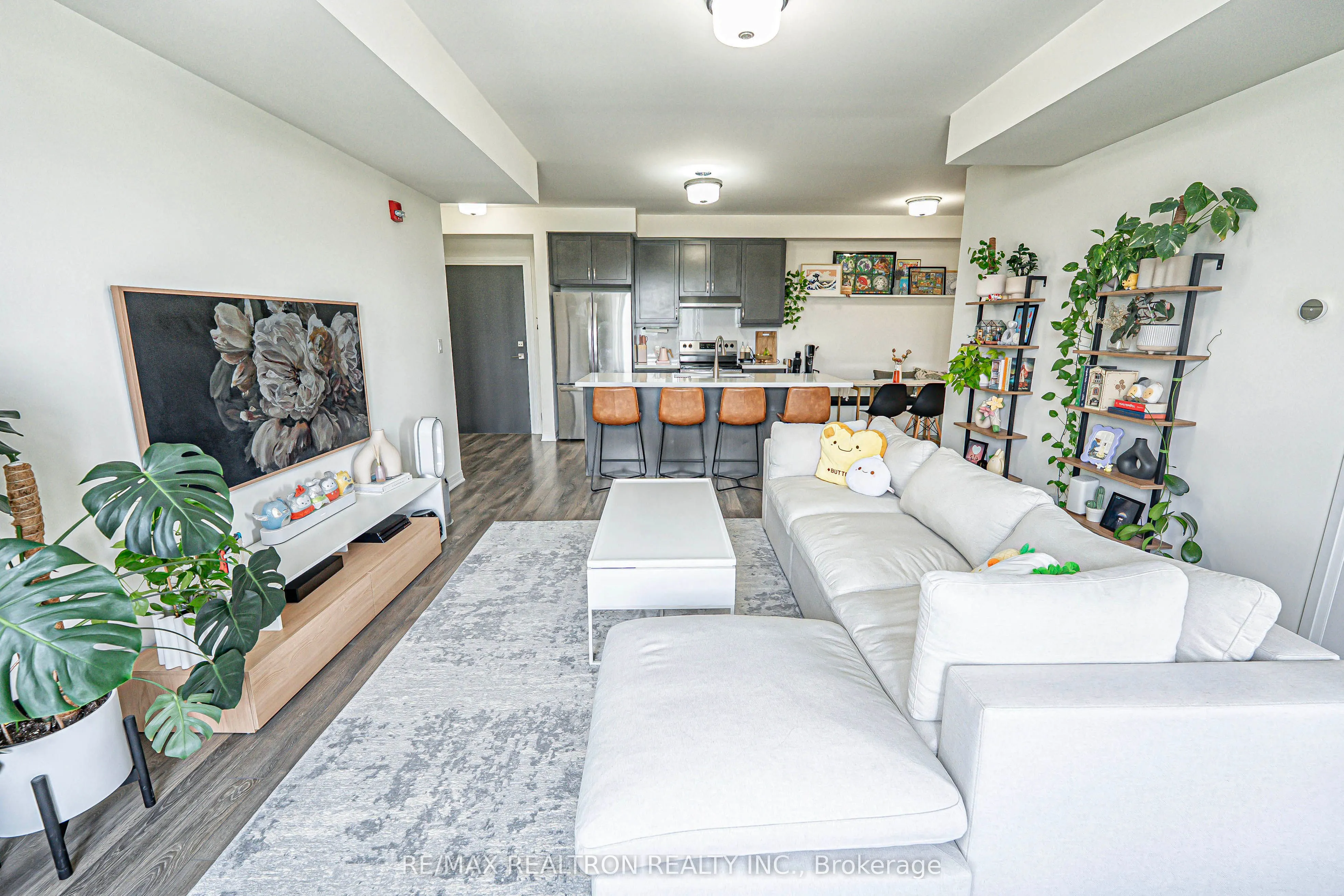 58 Adam Sellers Street #407