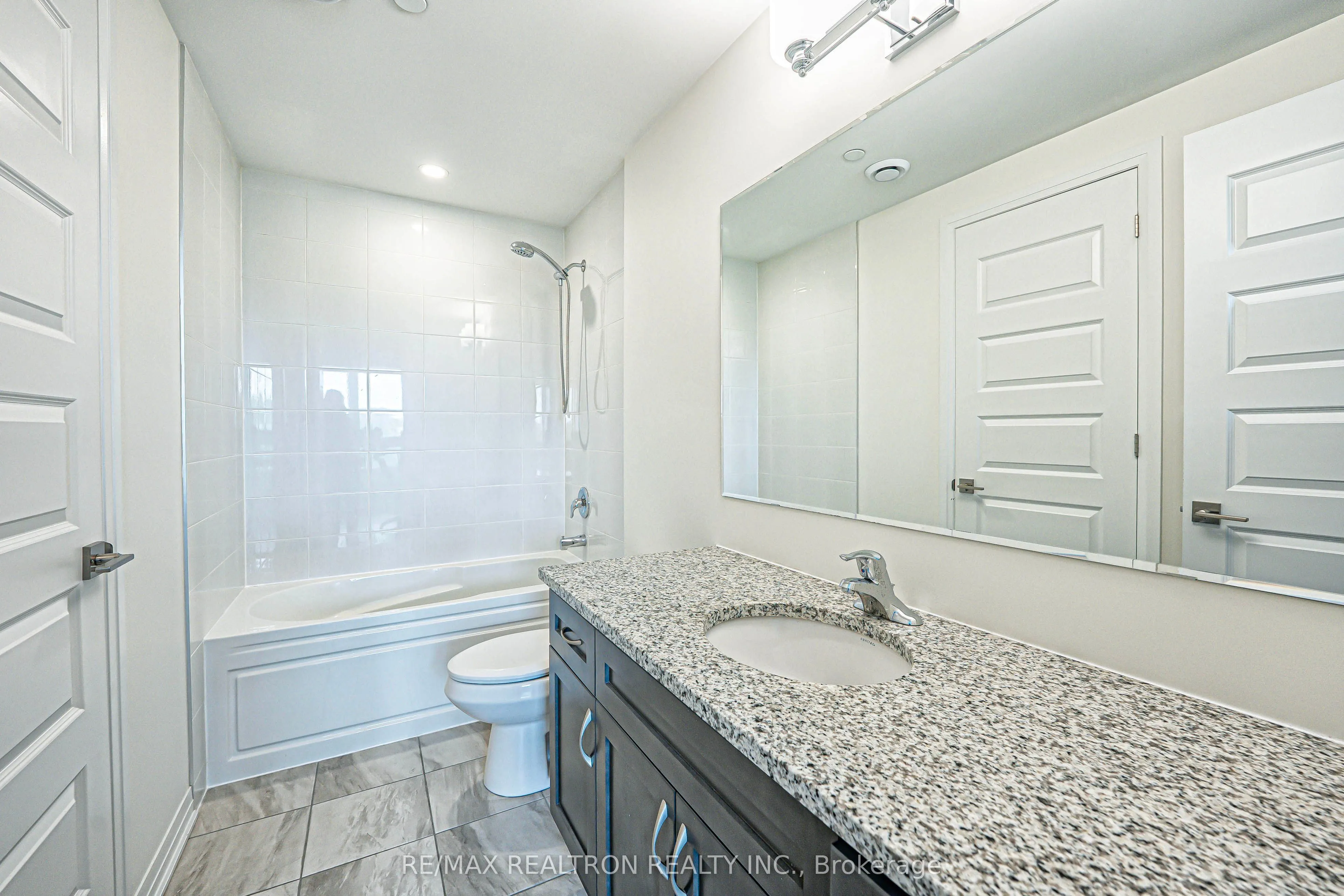 58 Adam Sellers Street #407