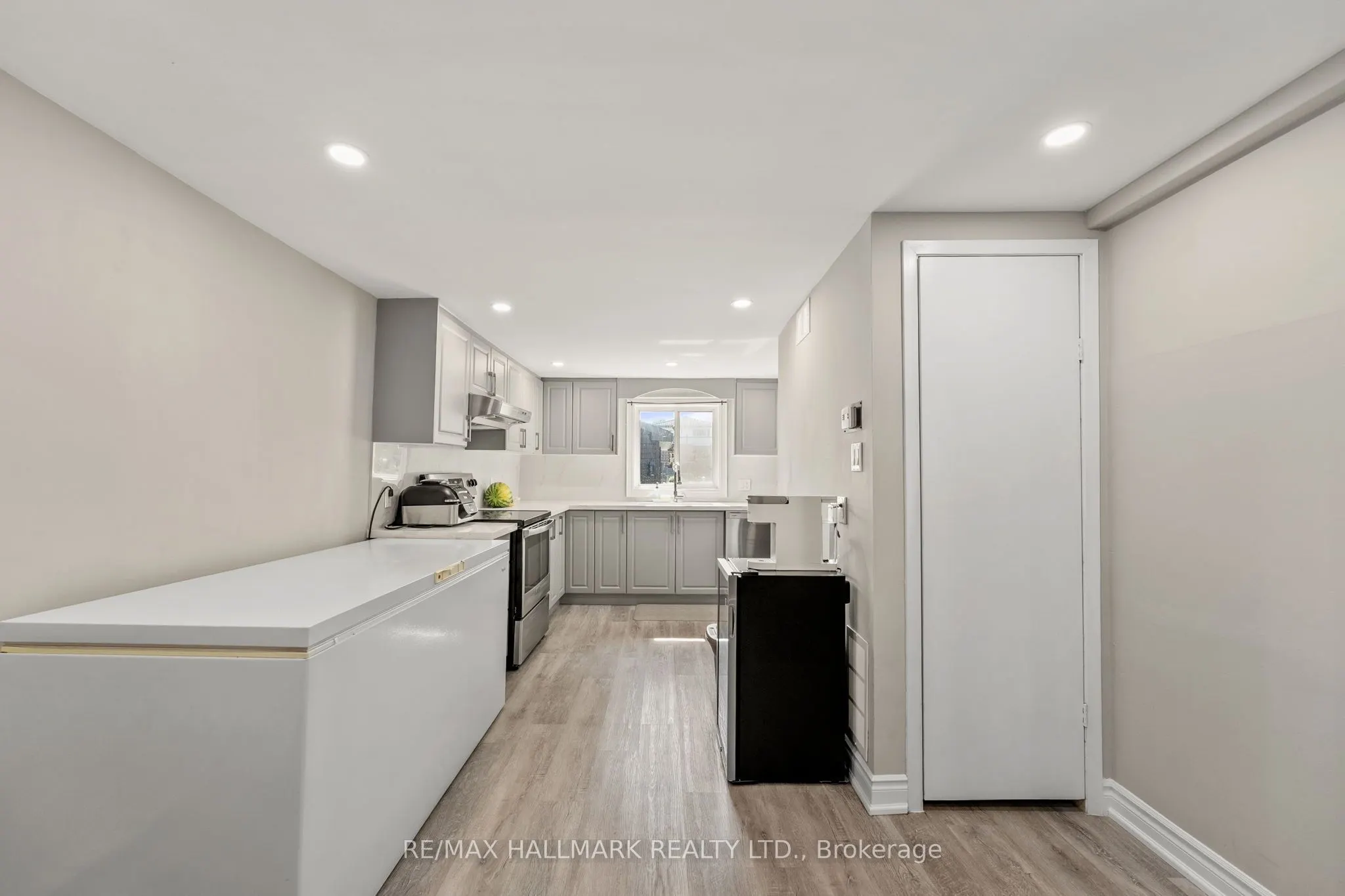 41 Shirlea Boulevard